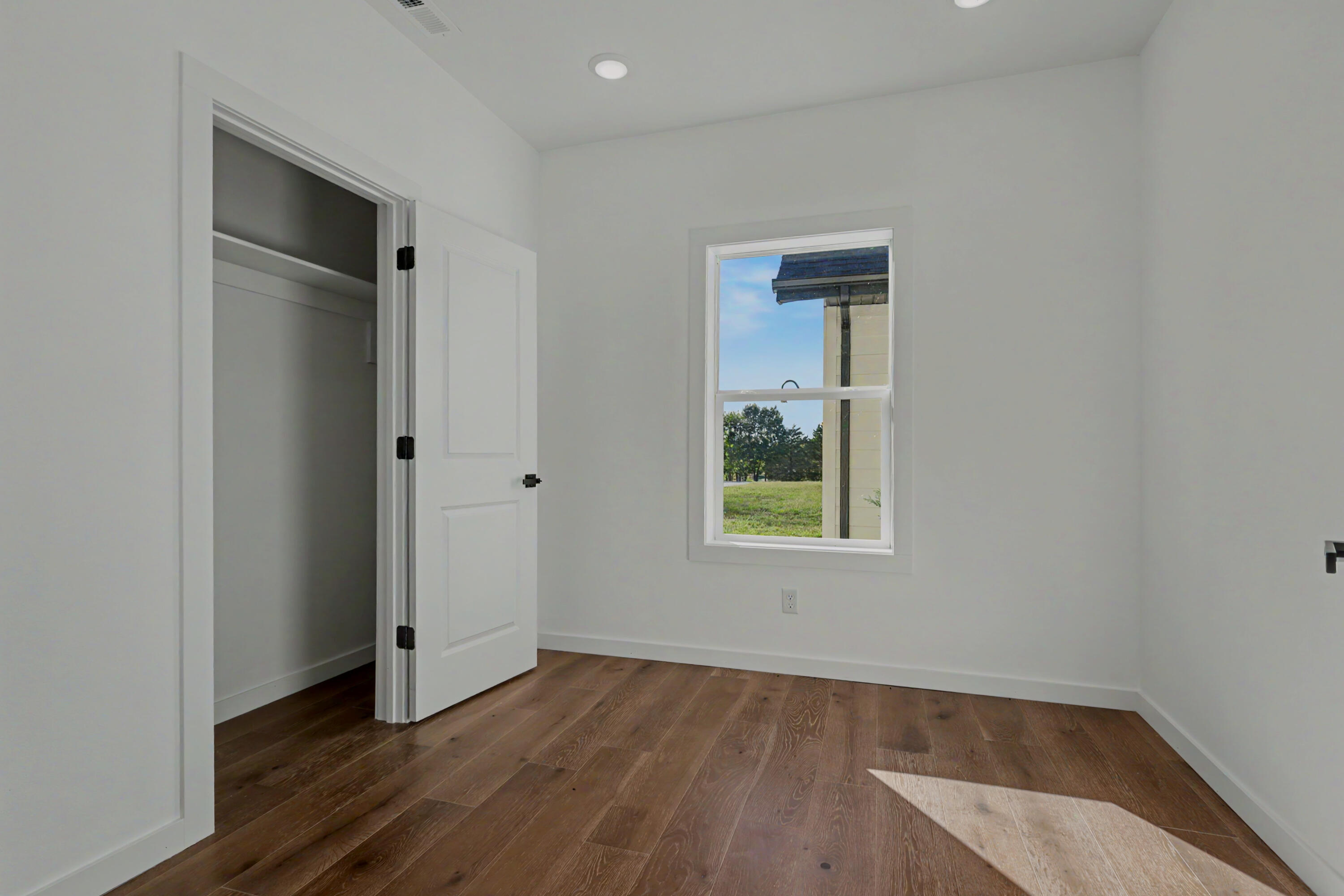 6074 6080 North State Highway 125 Property Photo 35