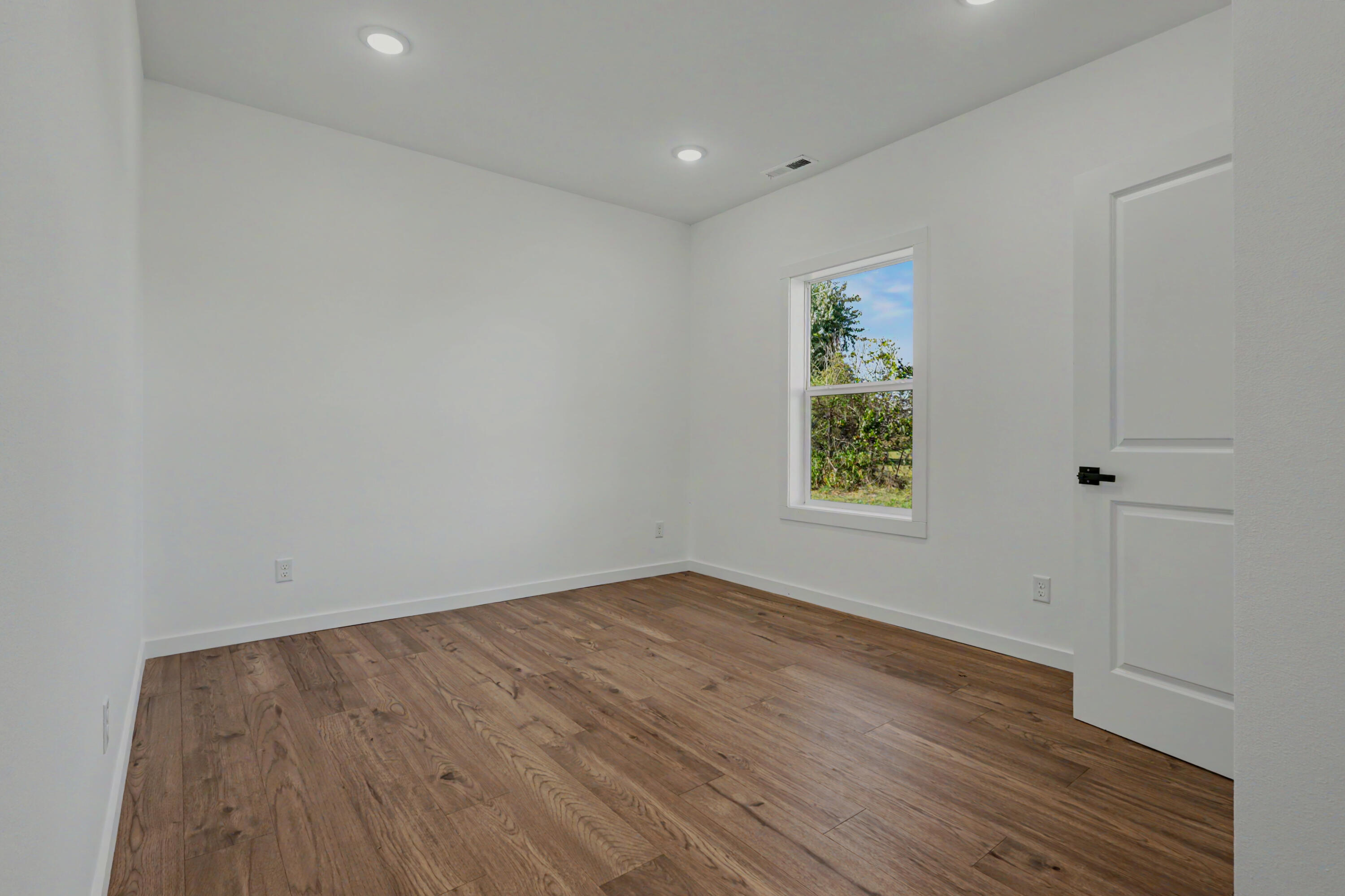 6074 6080 North State Highway 125 Property Photo 41