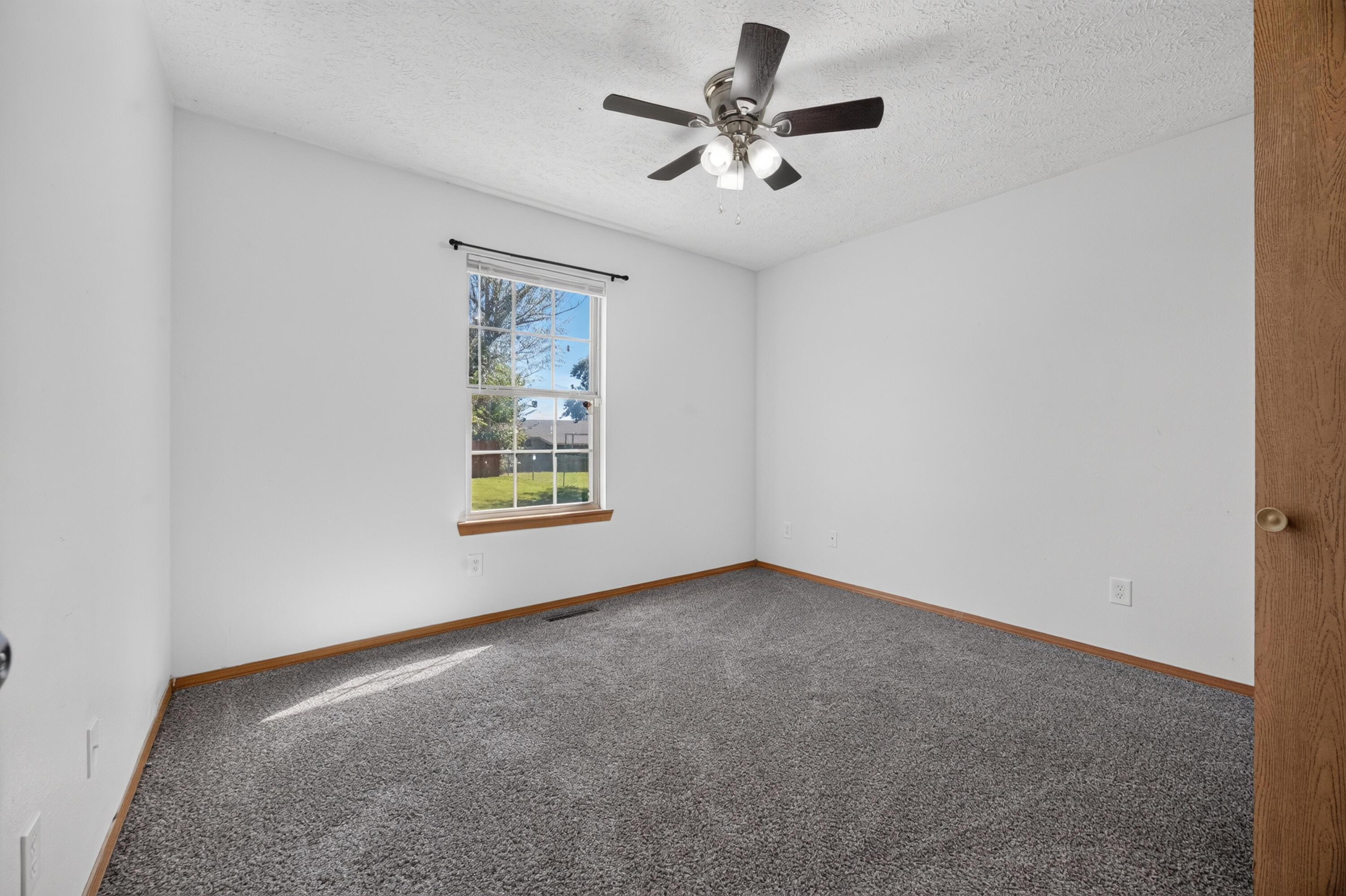1350 South Concordia Avenue Property Photo 15