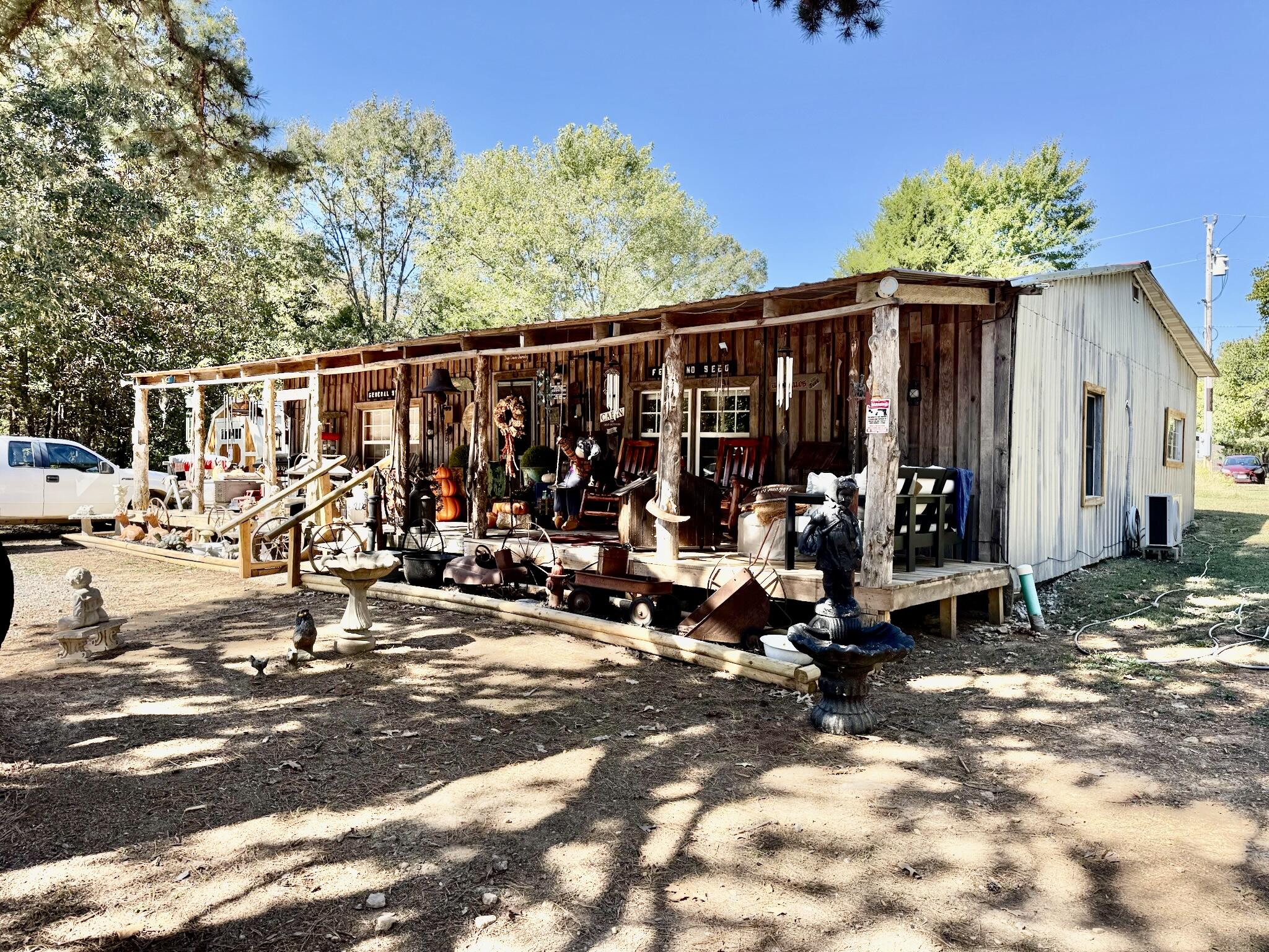 17355 Mo 19 Property Photo 1