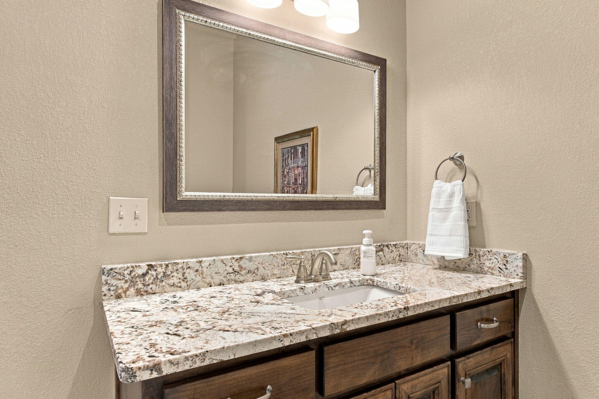 3312 West Bluffview Street Property Photo 45