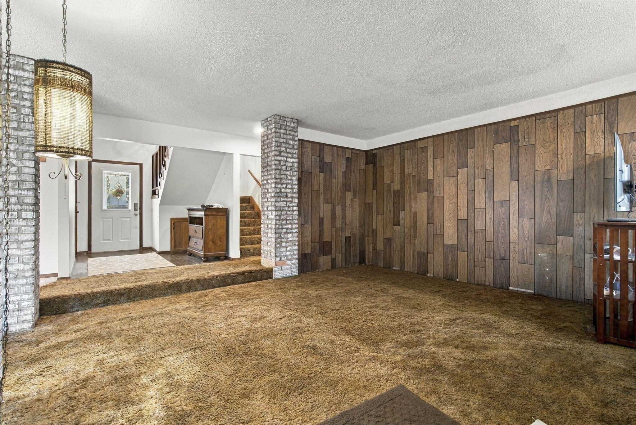 1537 East Price Street Property Photo 9