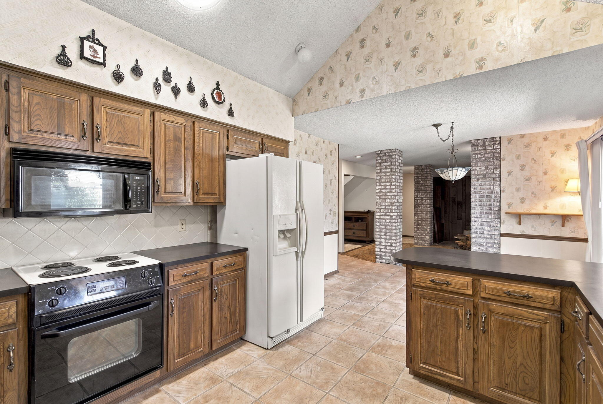 1537 East Price Street Property Photo 14