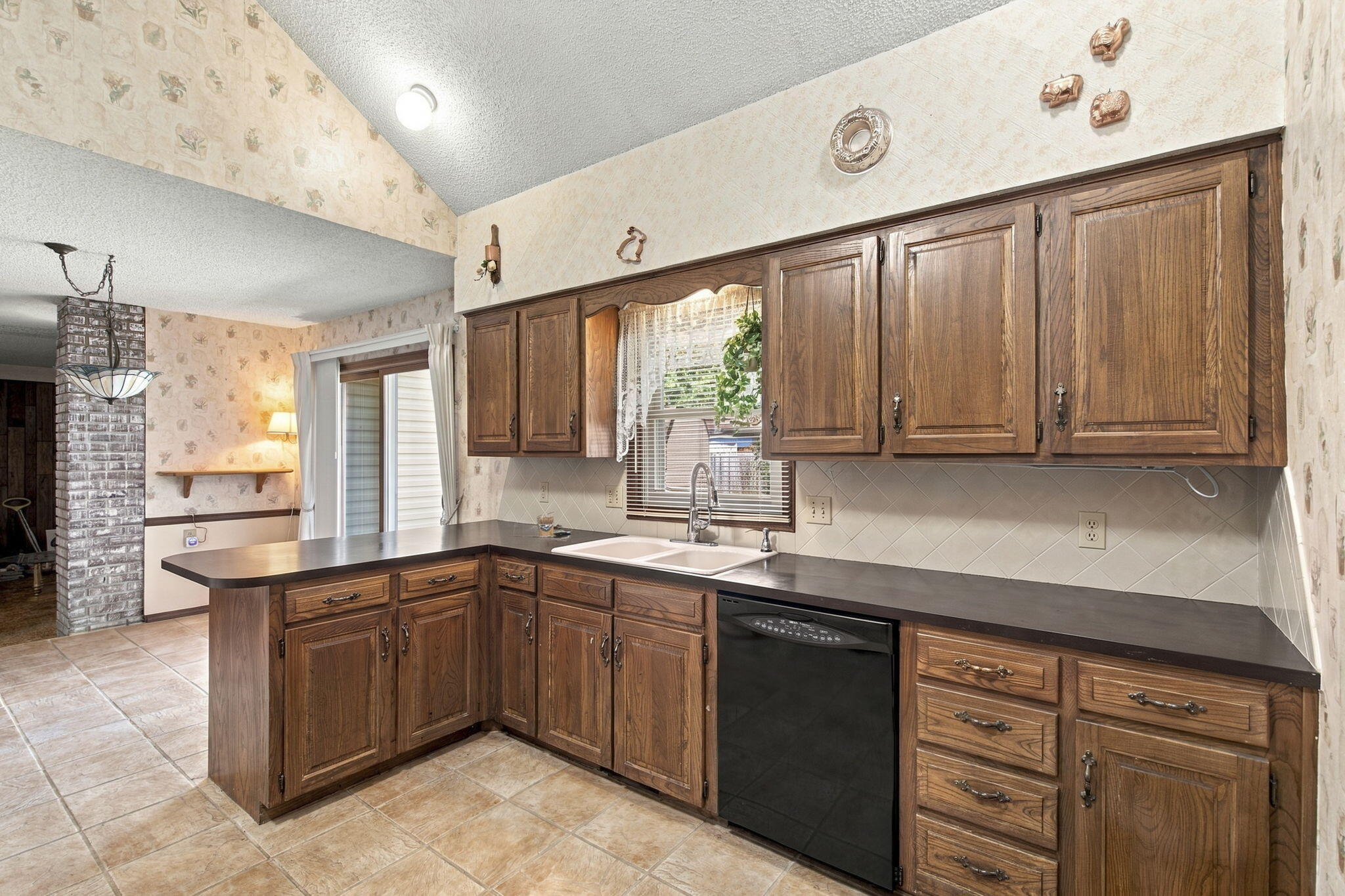 1537 East Price Street Property Photo 16