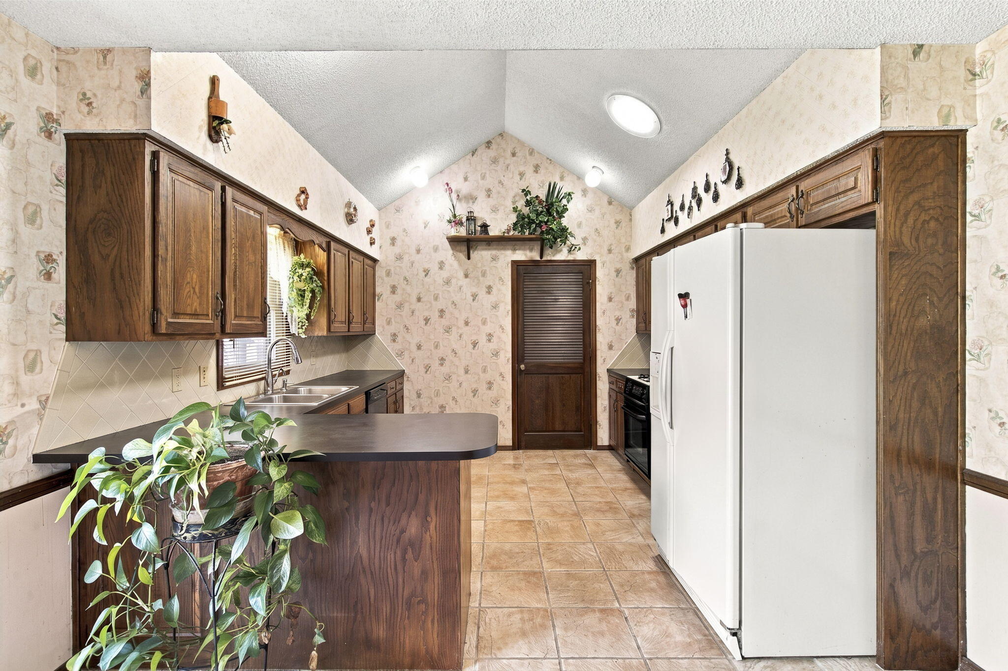 1537 East Price Street Property Photo 17