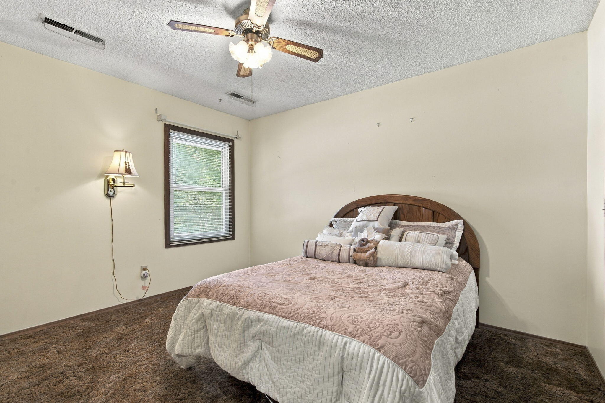 1537 East Price Street Property Photo 26