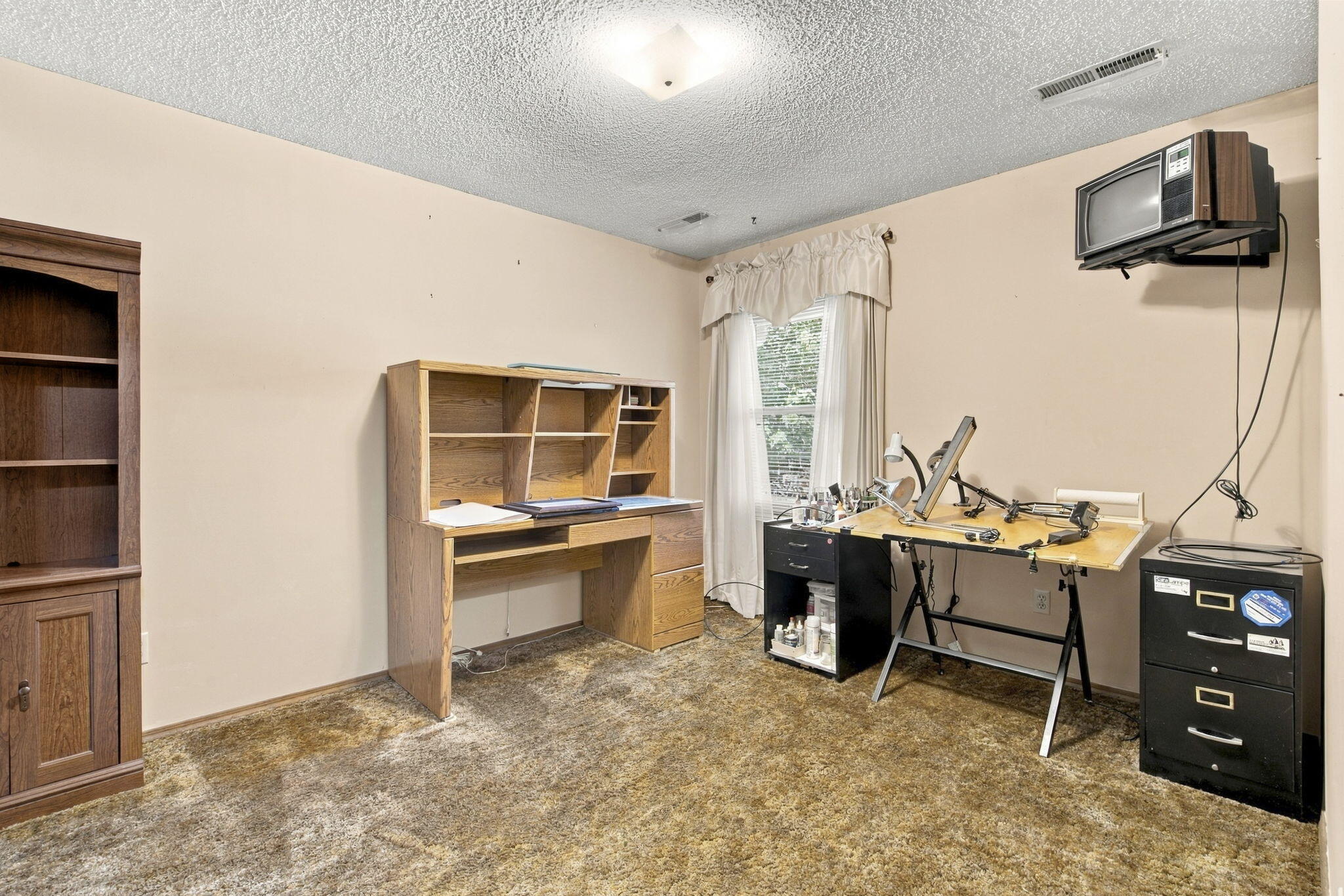 1537 East Price Street Property Photo 27