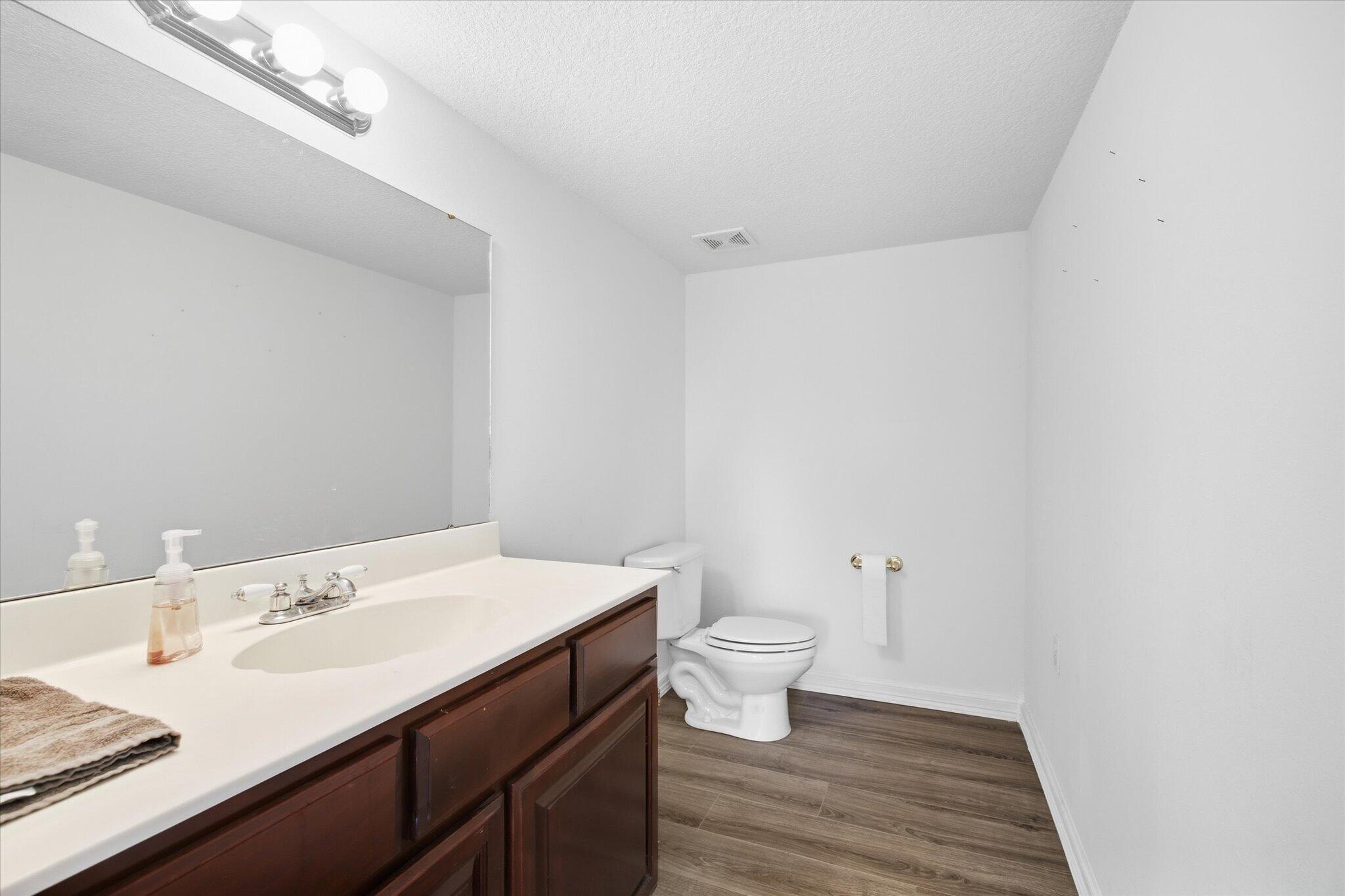 3324 Farm Road 1107 Property Photo 22