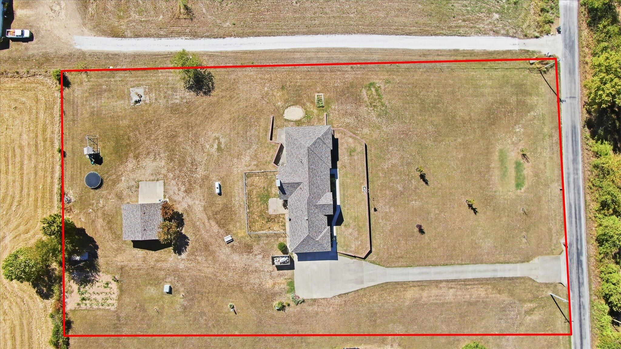 3324 Farm Road 1107 Property Photo 25