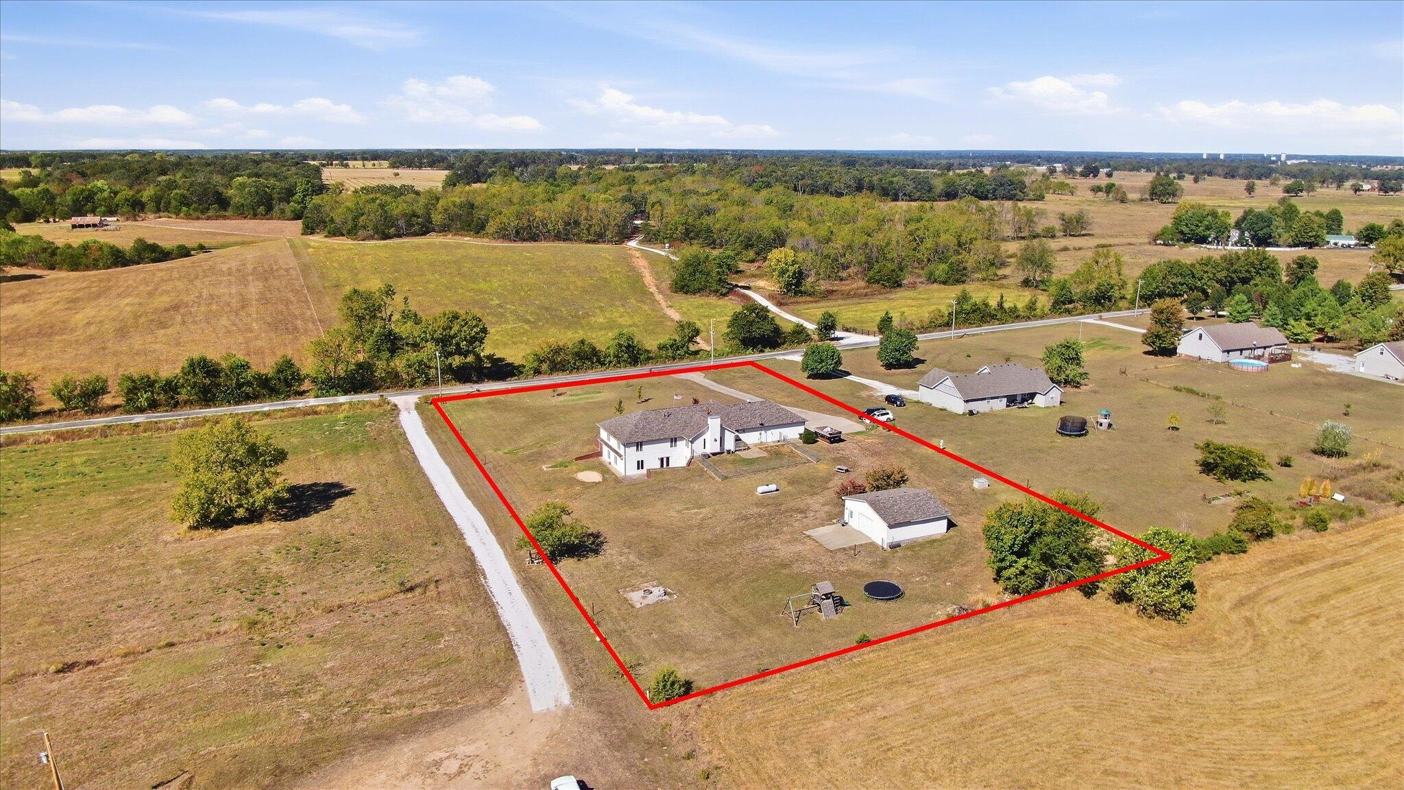 3324 Farm Road 1107 Property Photo 27