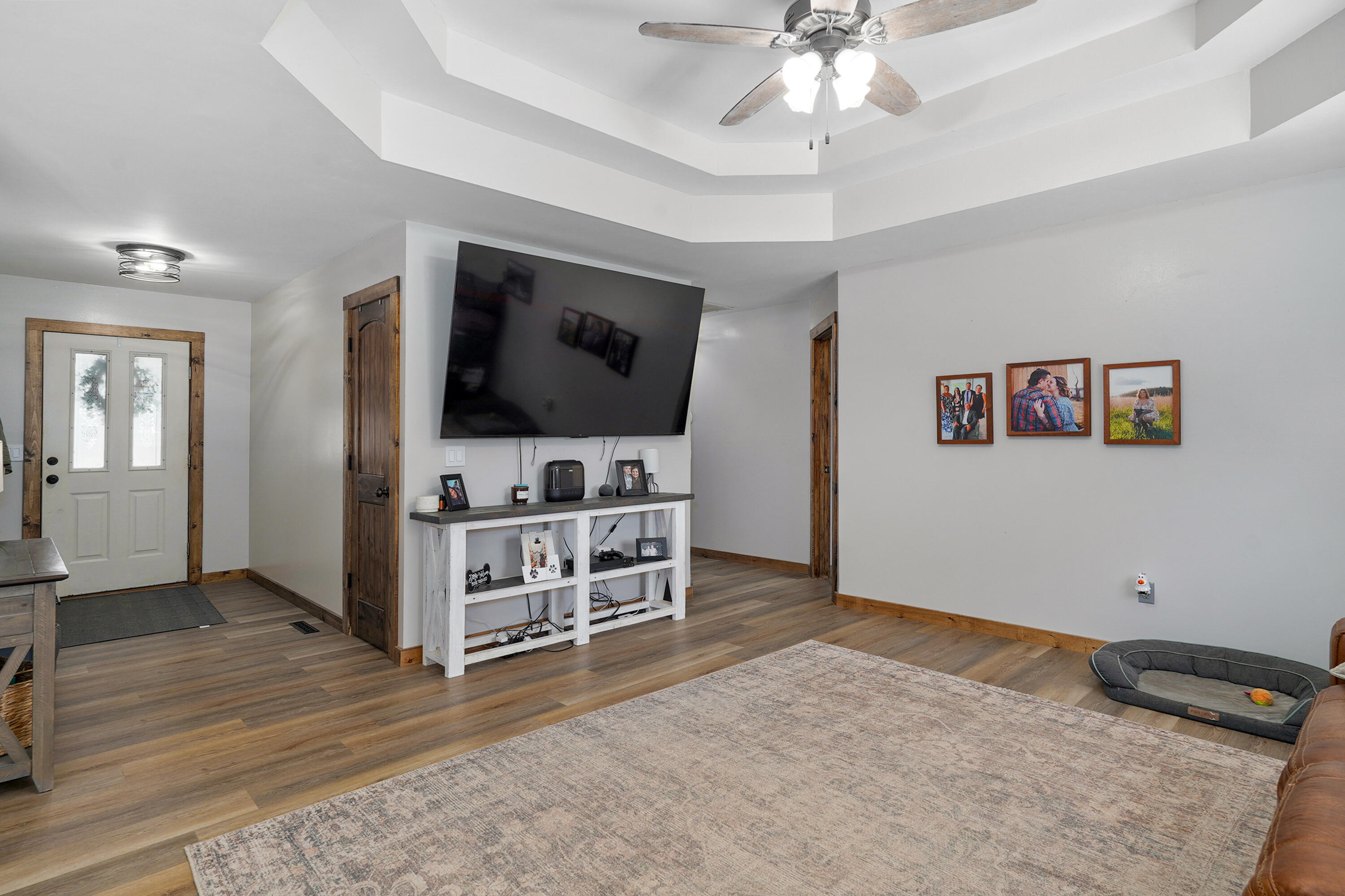 603 South Sunmeadow Drive Property Photo 6