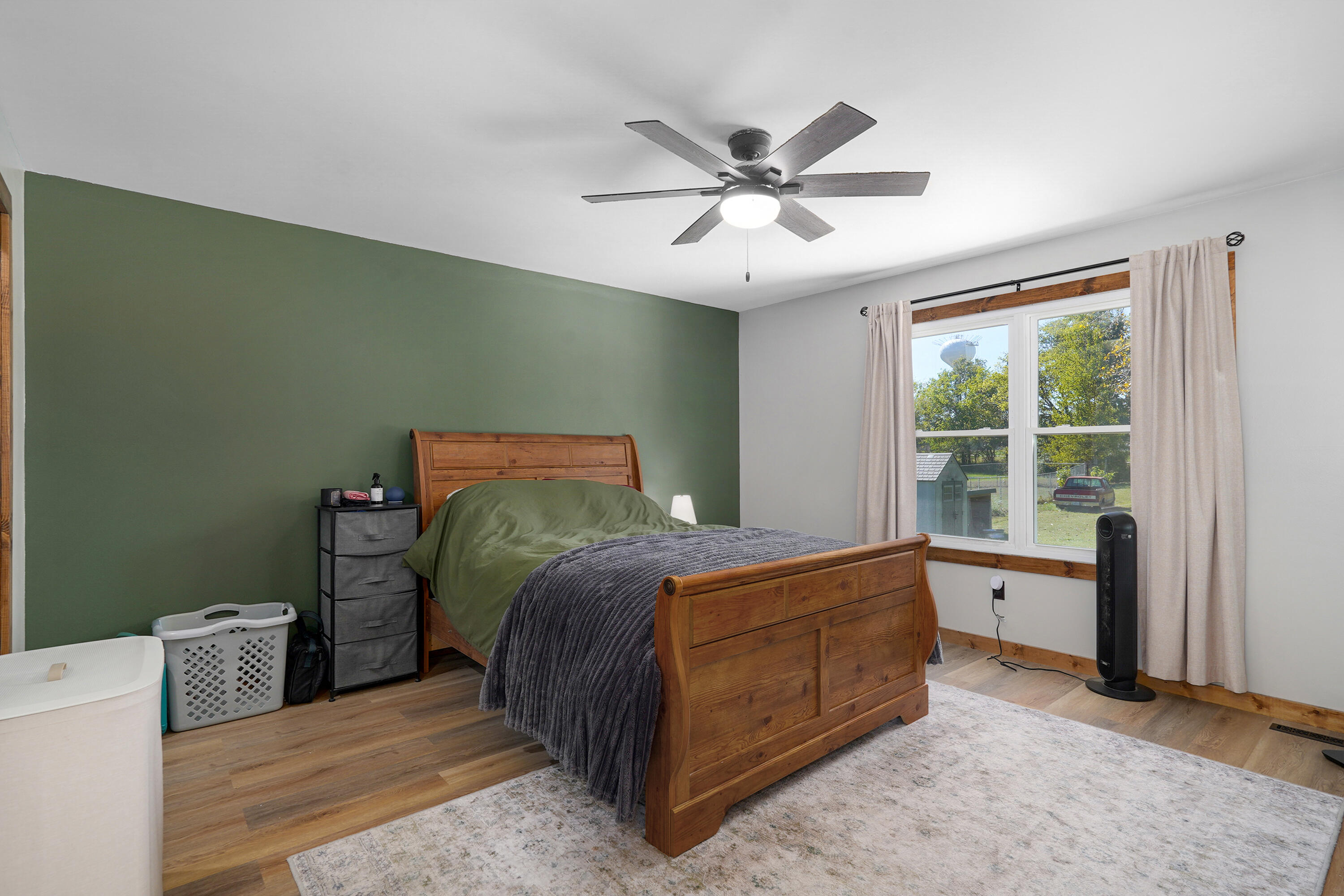 603 South Sunmeadow Drive Property Photo 14
