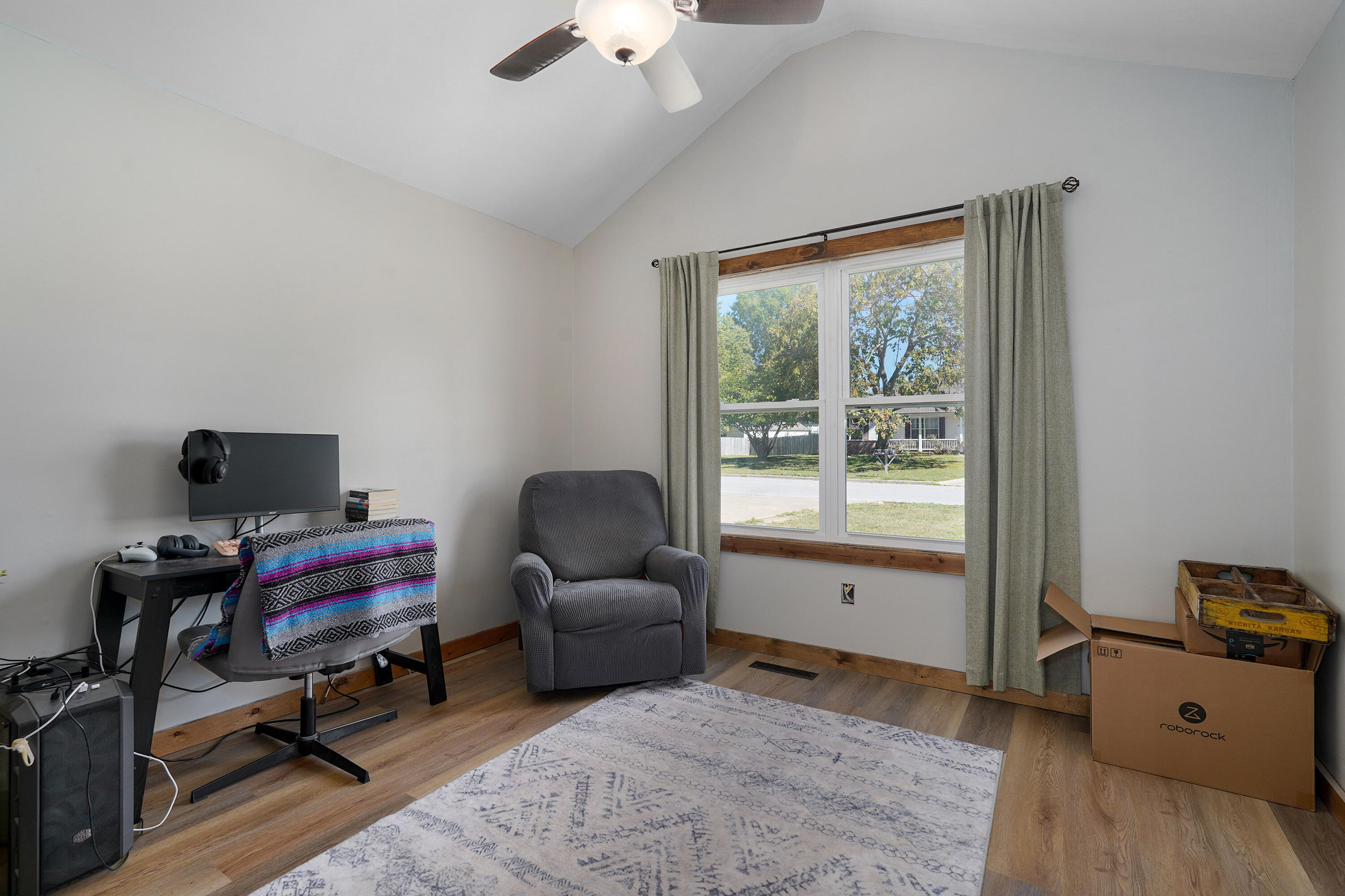 603 South Sunmeadow Drive Property Photo 18