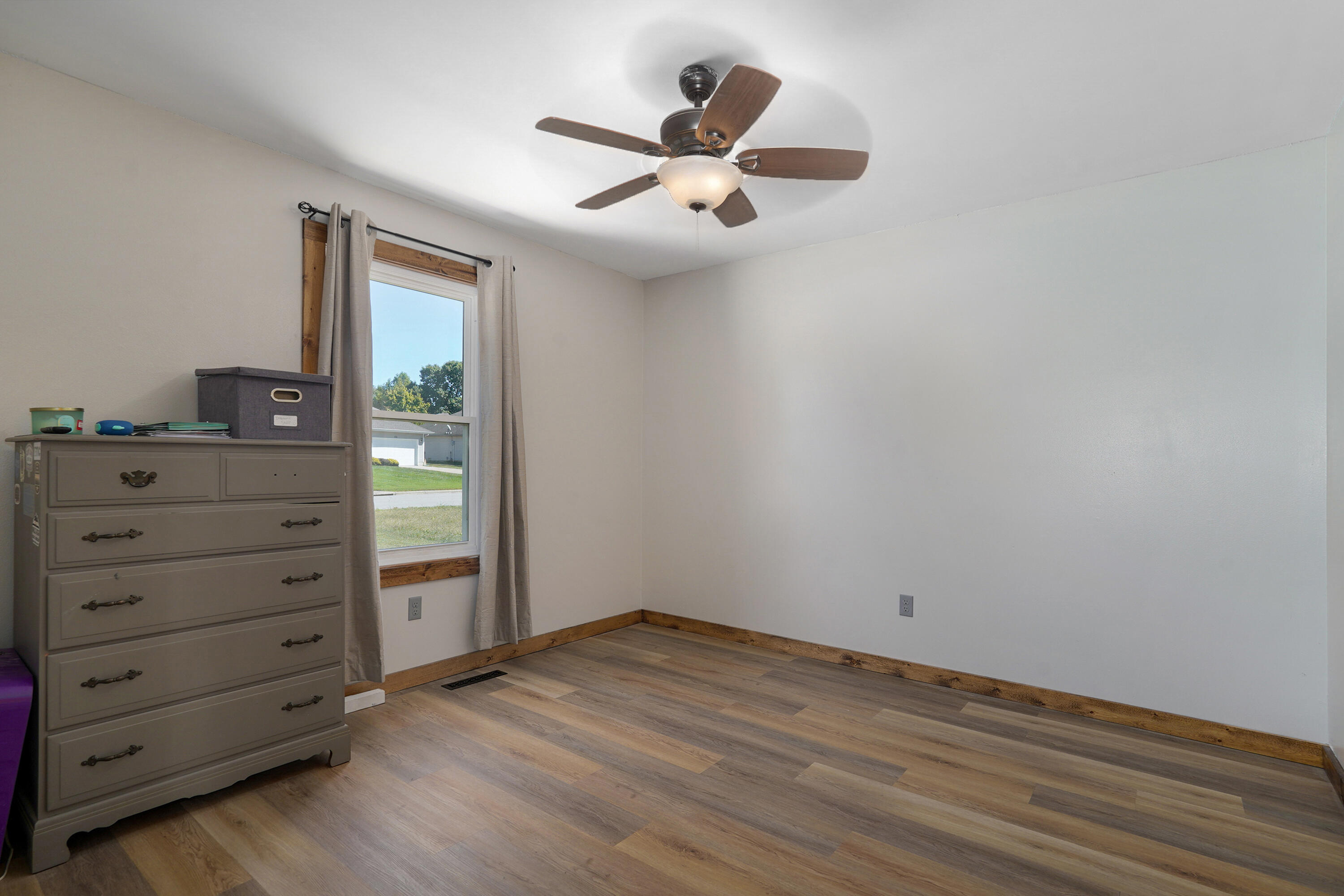 603 South Sunmeadow Drive Property Photo 19