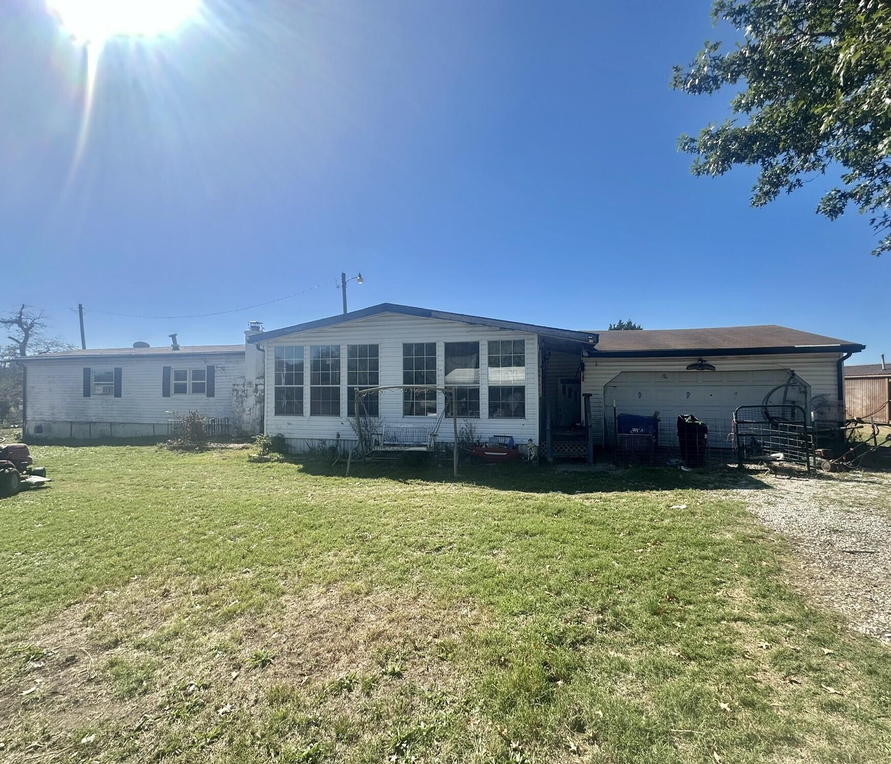 7664 Highway E Property Photo 1