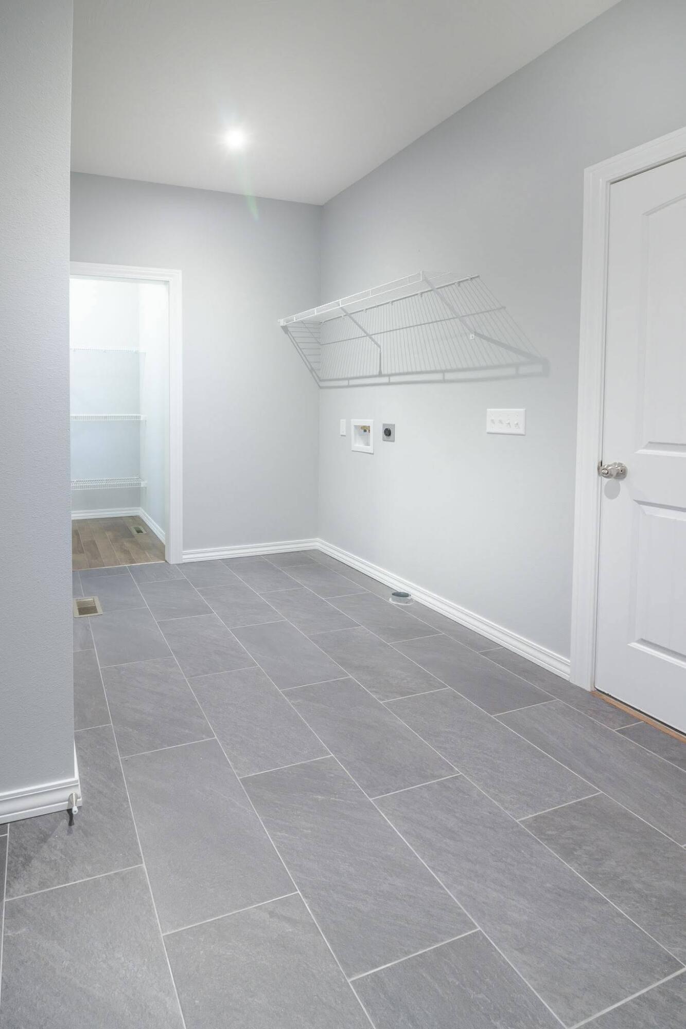 11902 West Farm Road 94 Property Photo 11