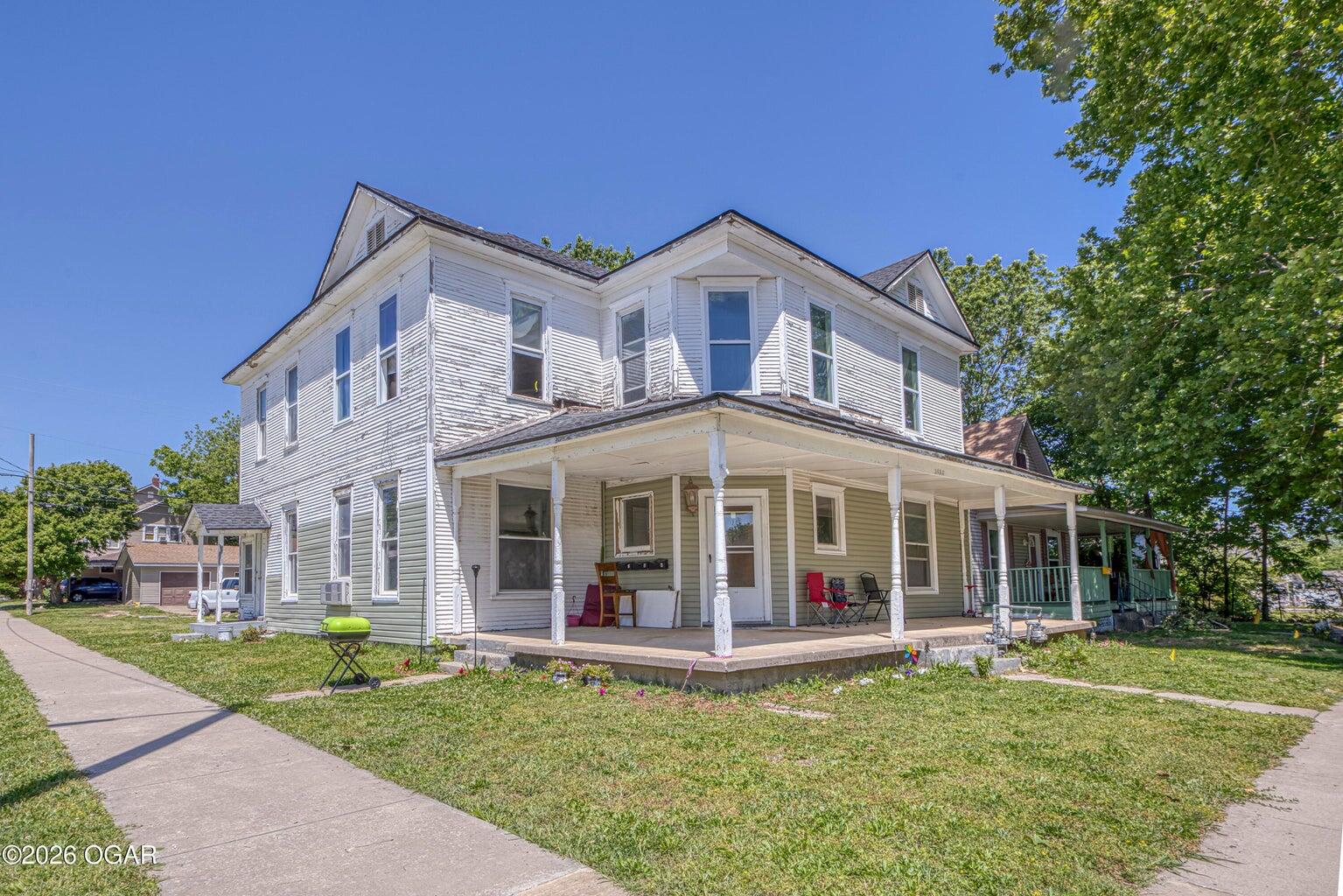 2028 South Wall Avenue Property Photo 1