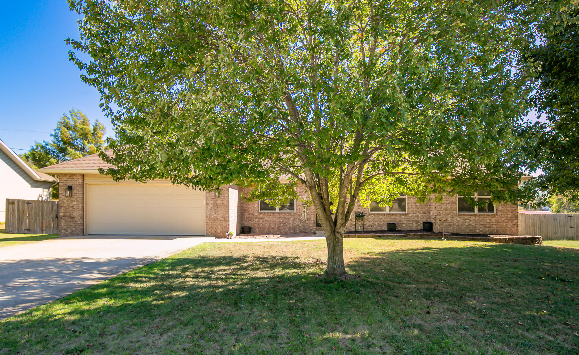 820 Mark Street Property Photo 1