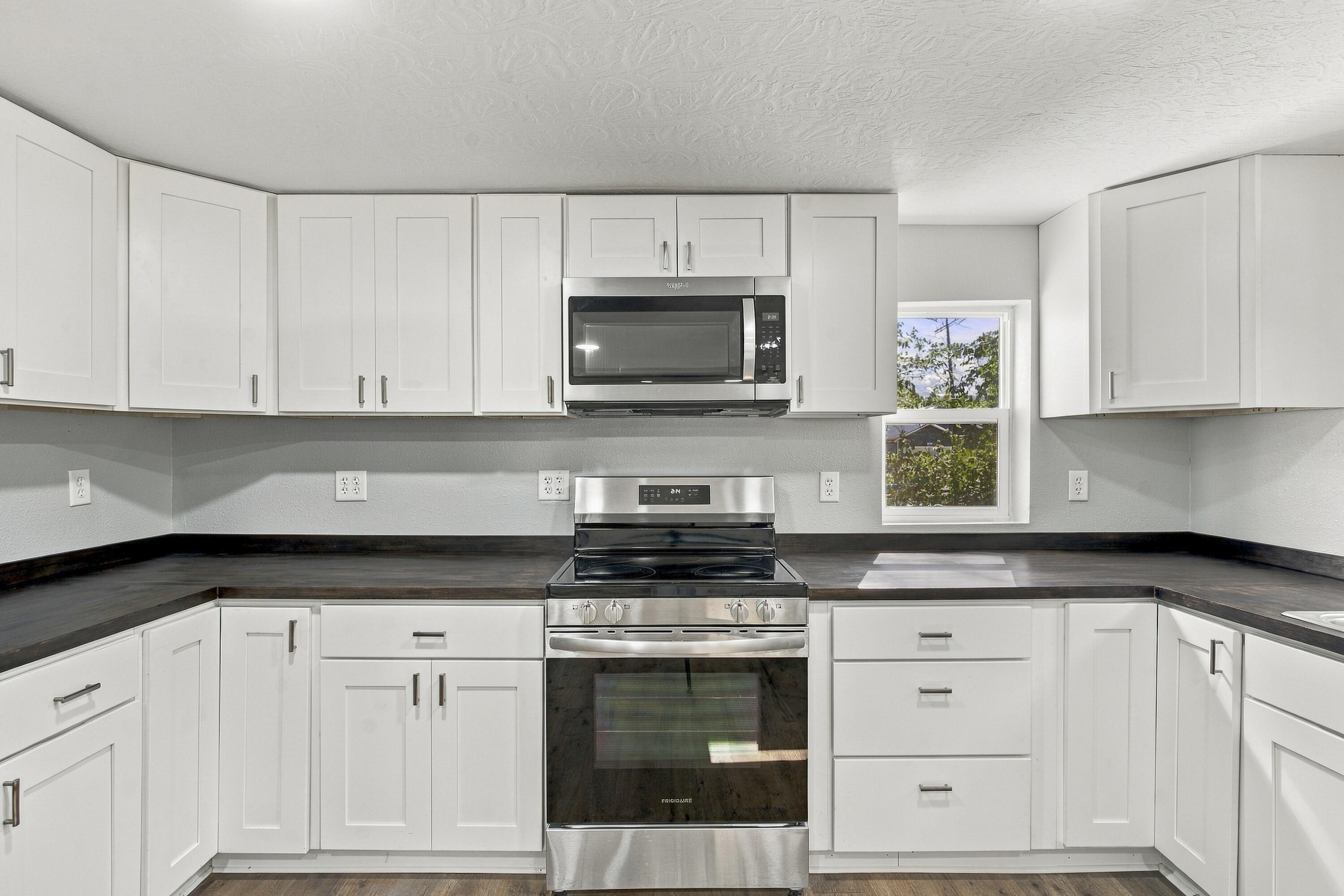 1313 North Clifton Avenue Property Photo 13