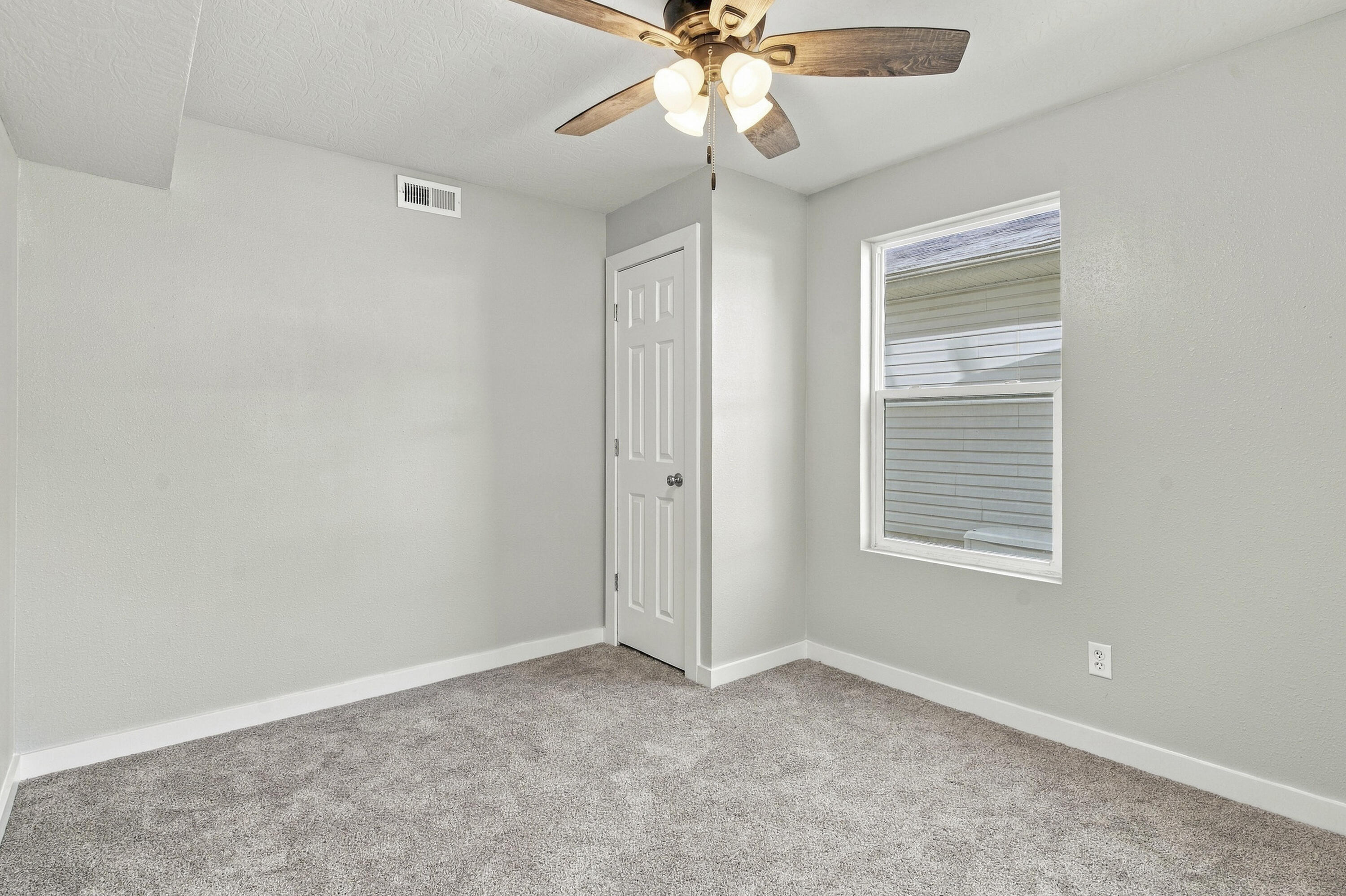 1313 North Clifton Avenue Property Photo 21