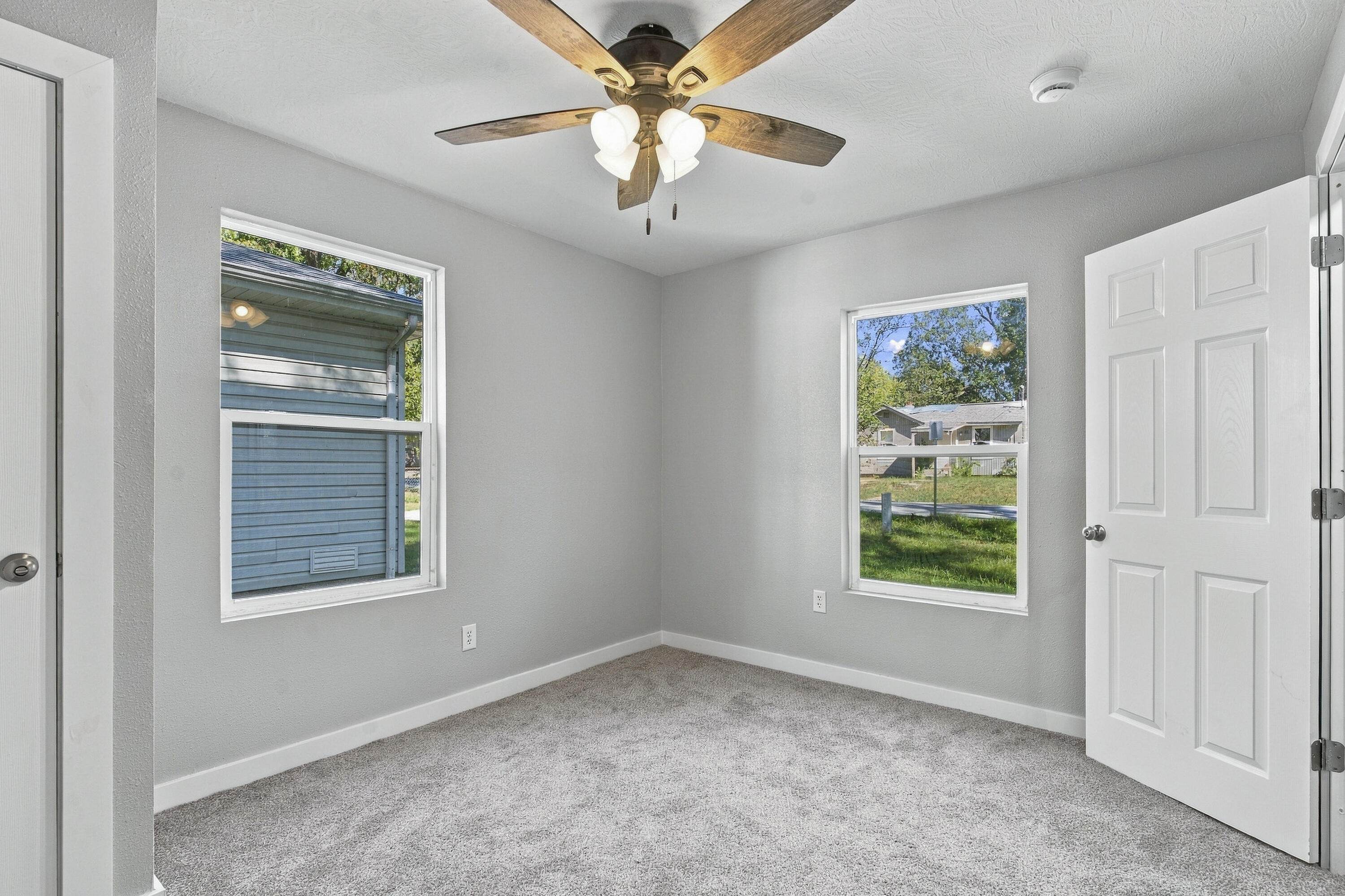 1313 North Clifton Avenue Property Photo 22