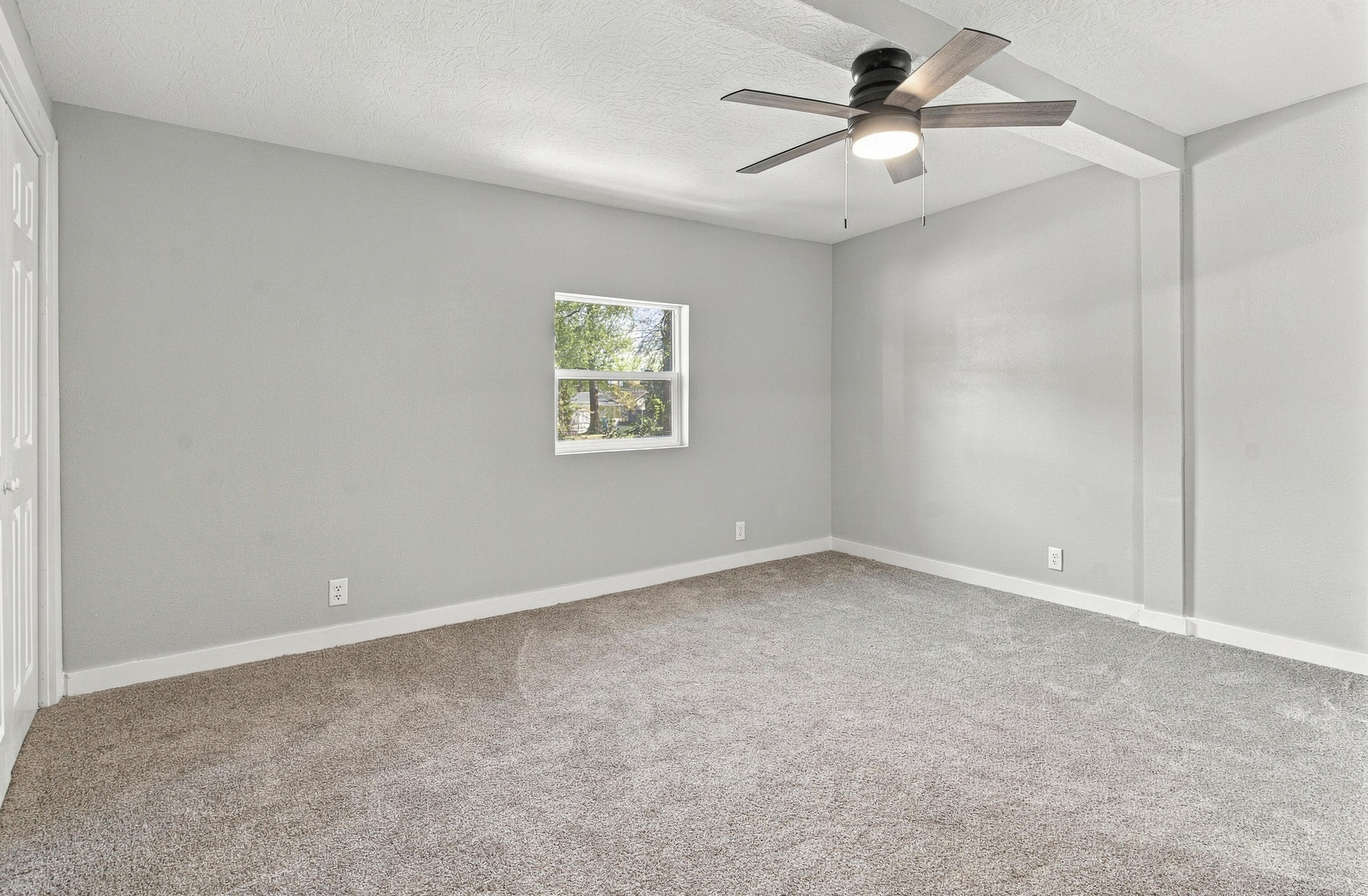 1313 North Clifton Avenue Property Photo 24