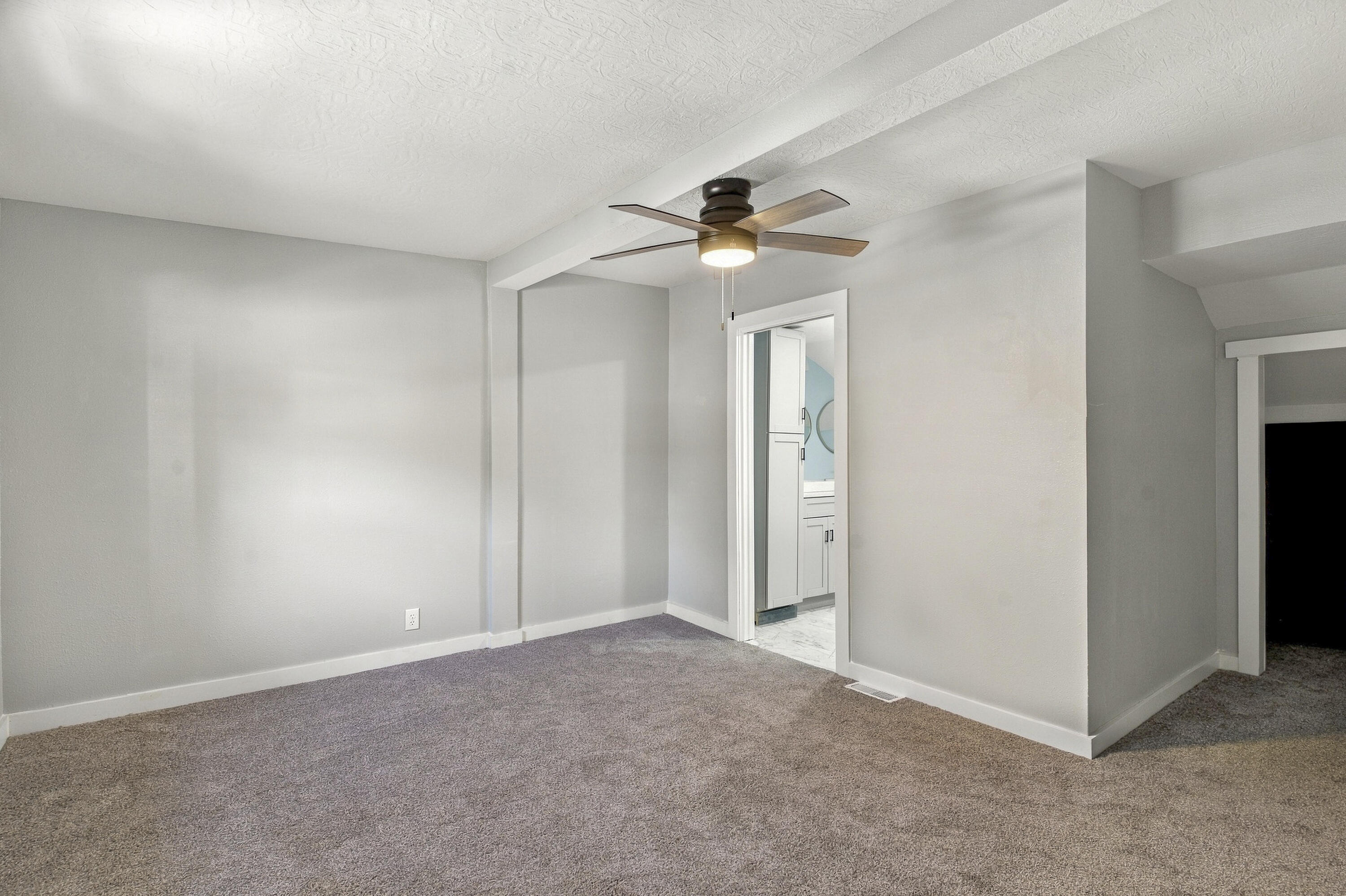 1313 North Clifton Avenue Property Photo 26