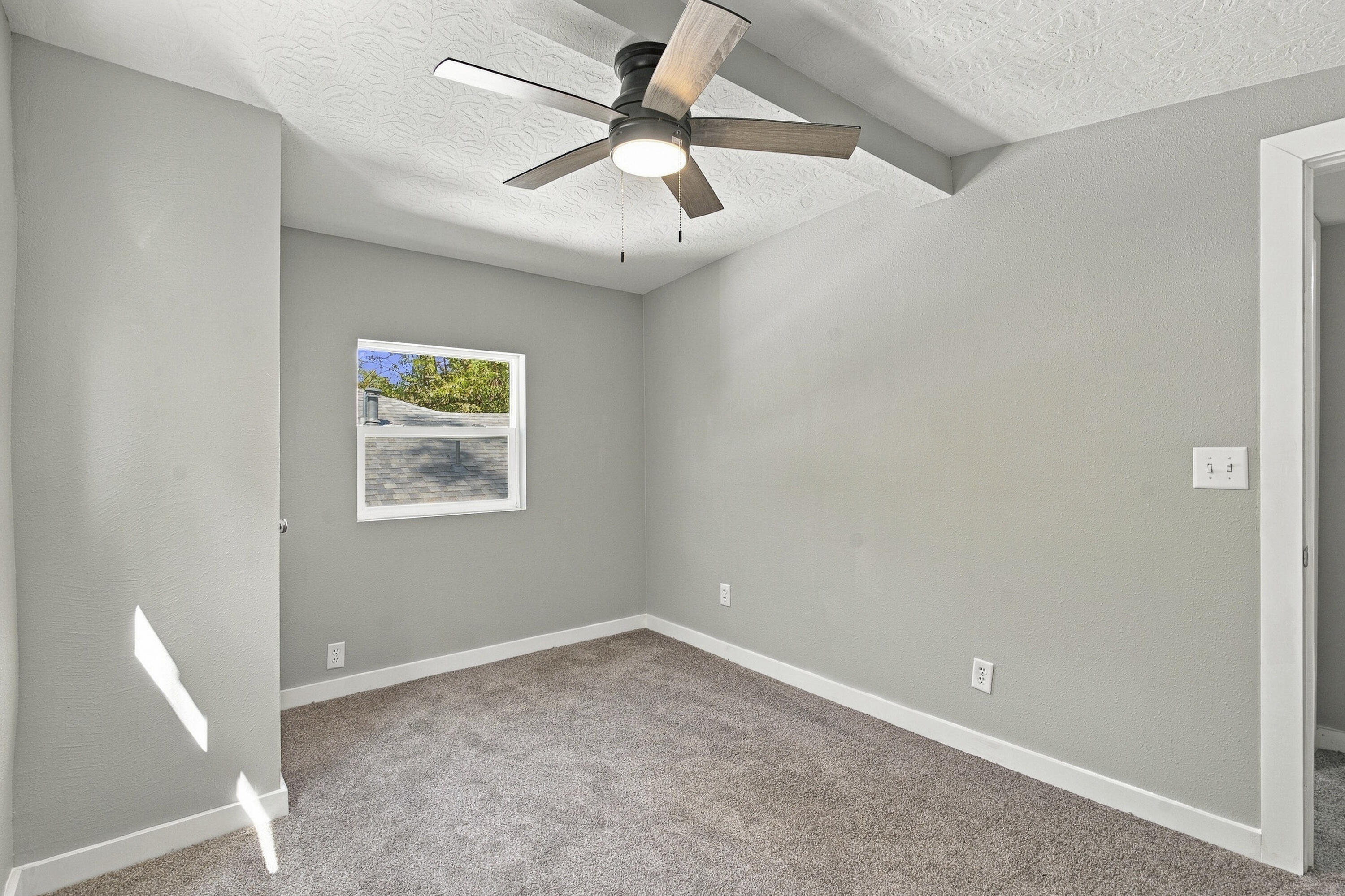 1313 North Clifton Avenue Property Photo 32