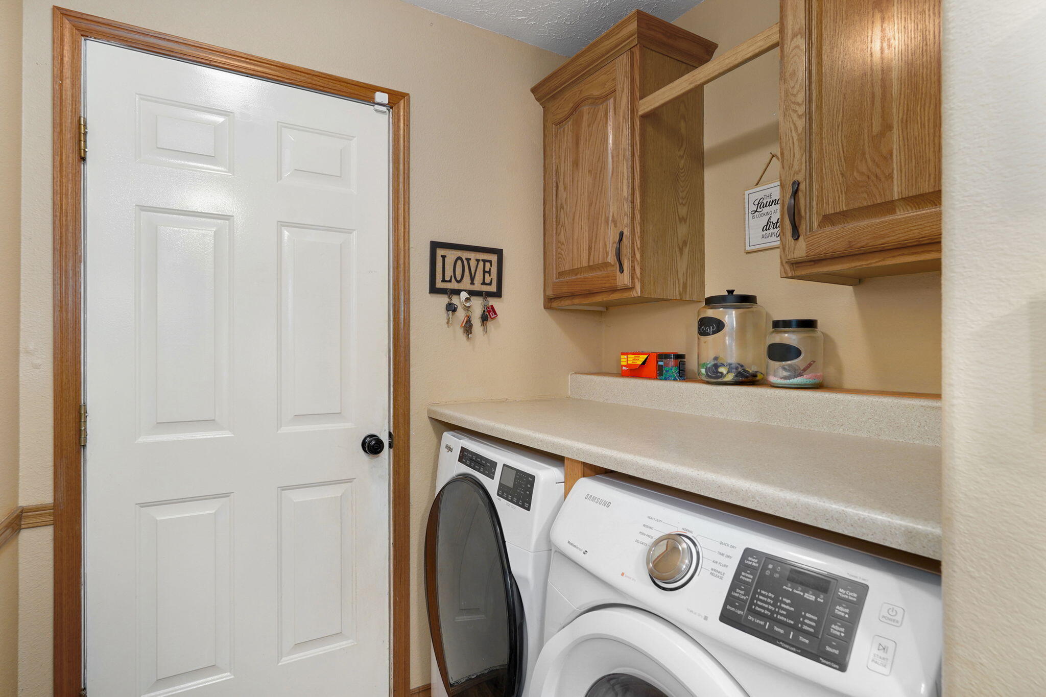 1519 East 515th Road Property Photo 19