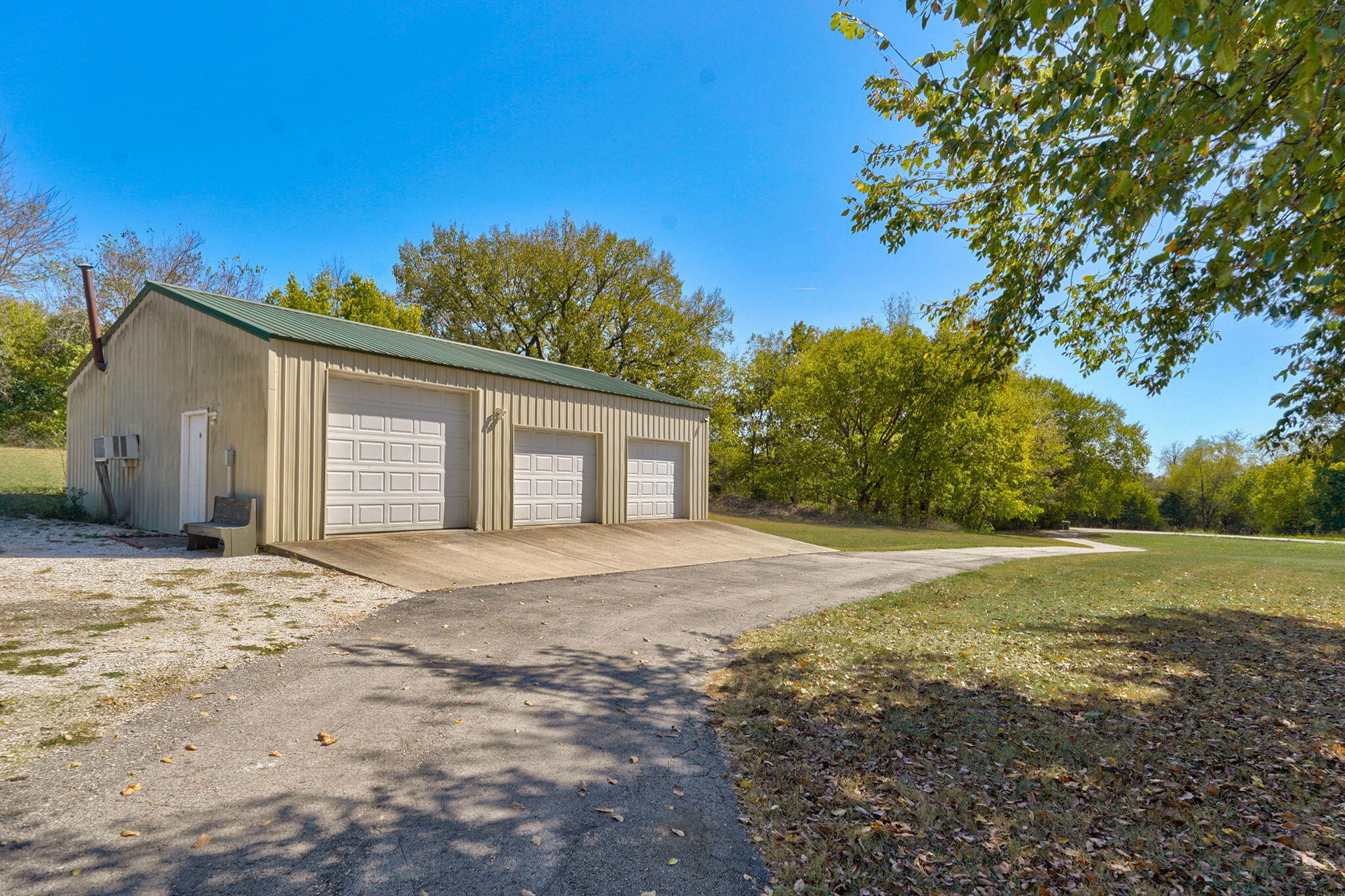 1519 East 515th Road Property Photo 44