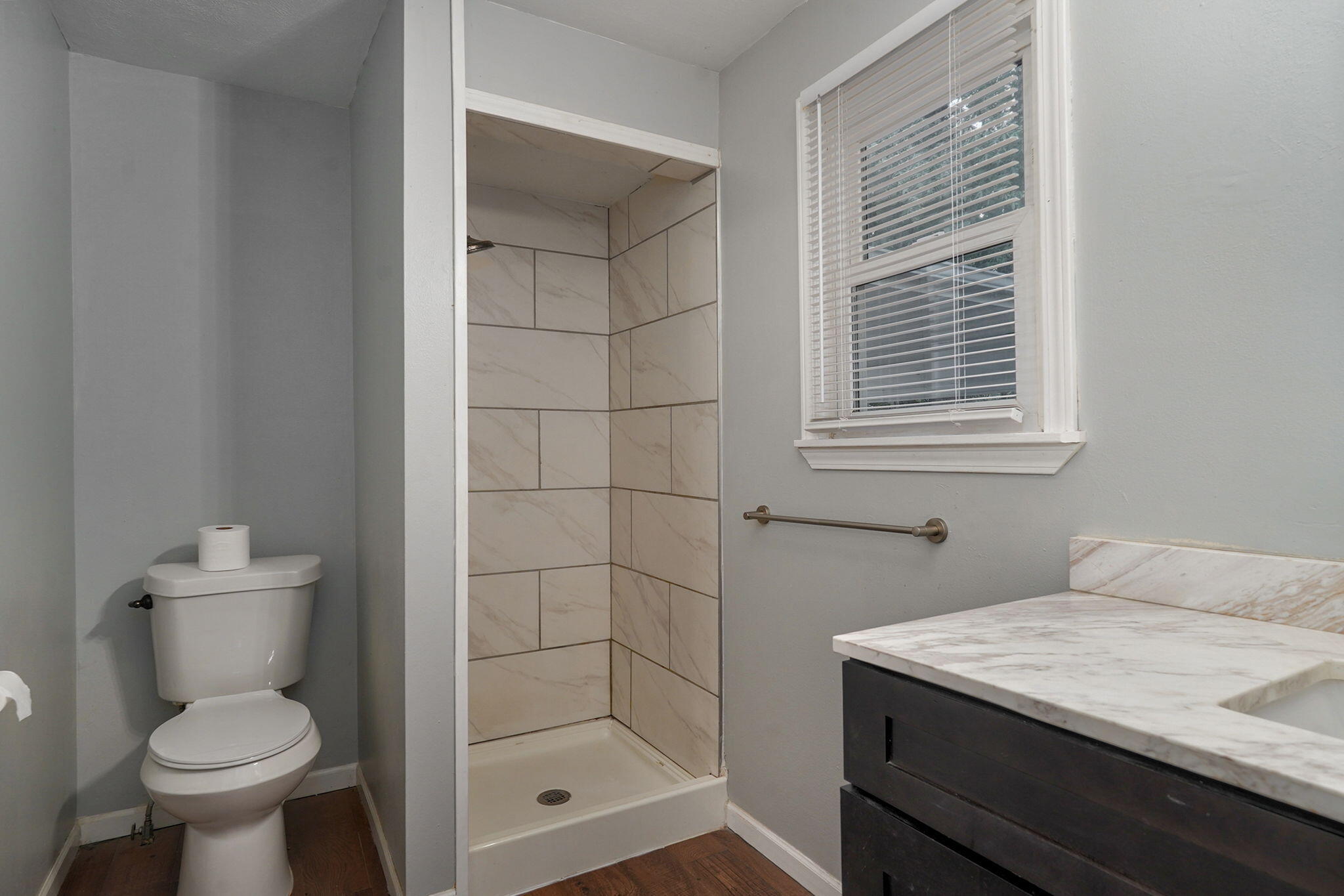 637 South Kickapoo Avenue Property Photo 23