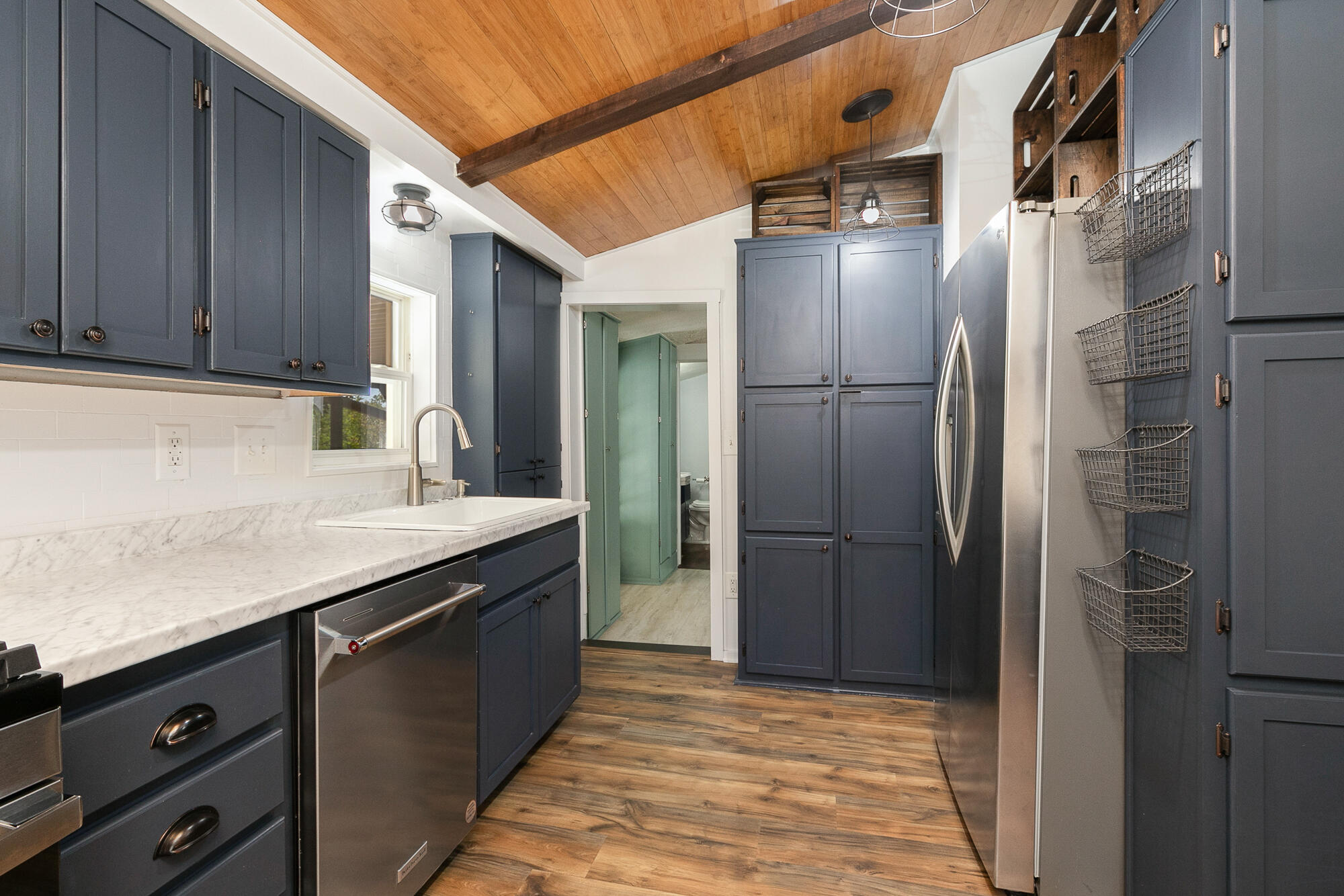 306 East Oak Street Property Photo 10