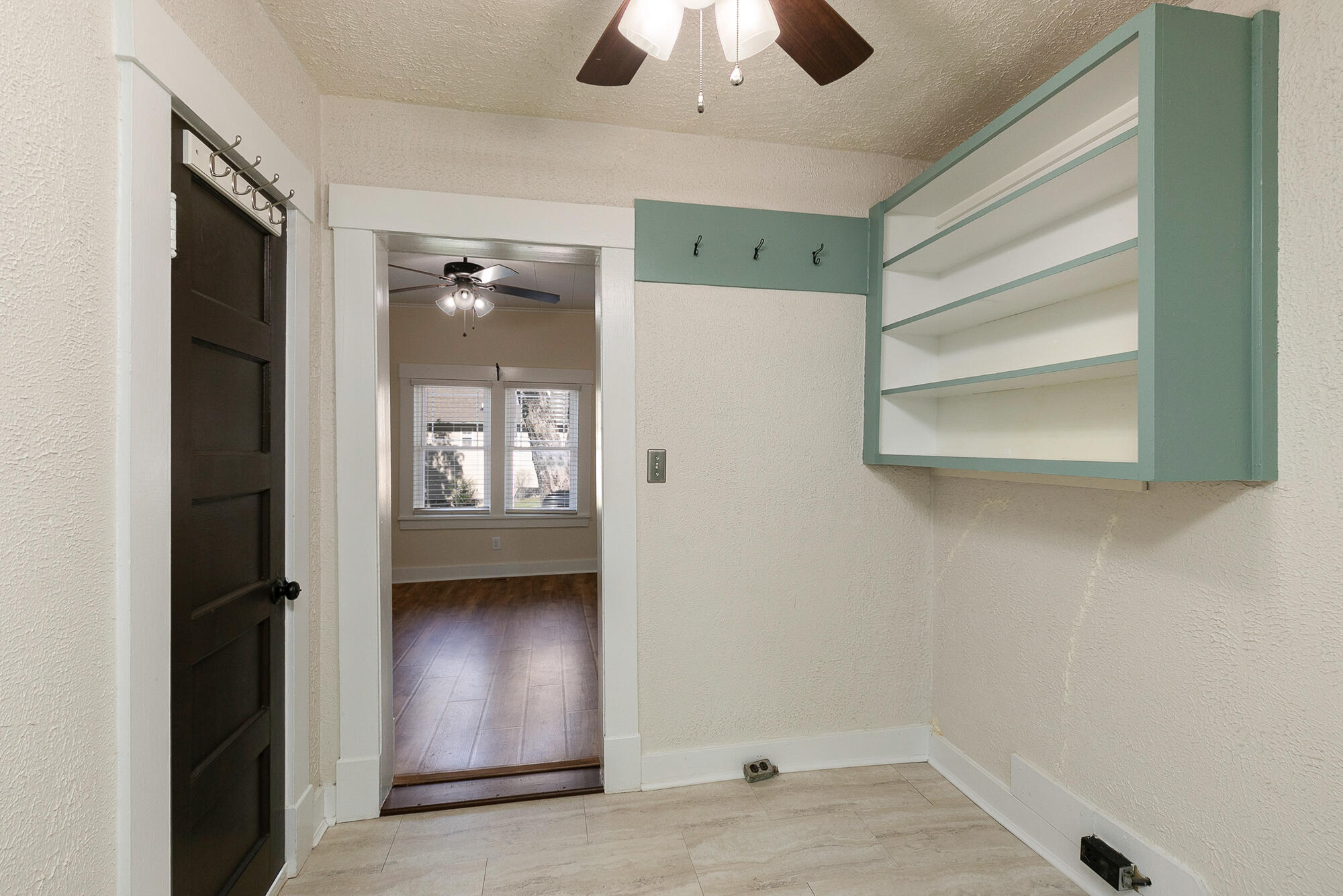 306 East Oak Street Property Photo 15