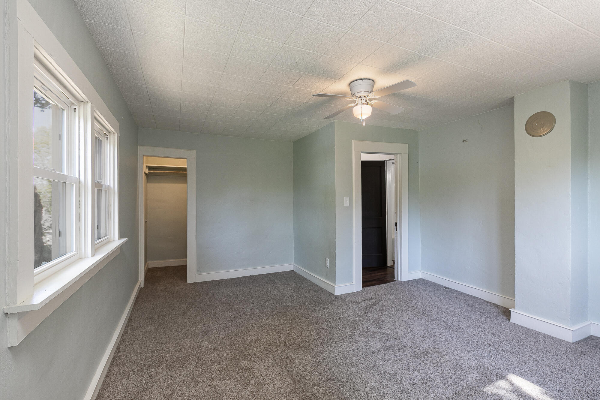 306 East Oak Street Property Photo 19