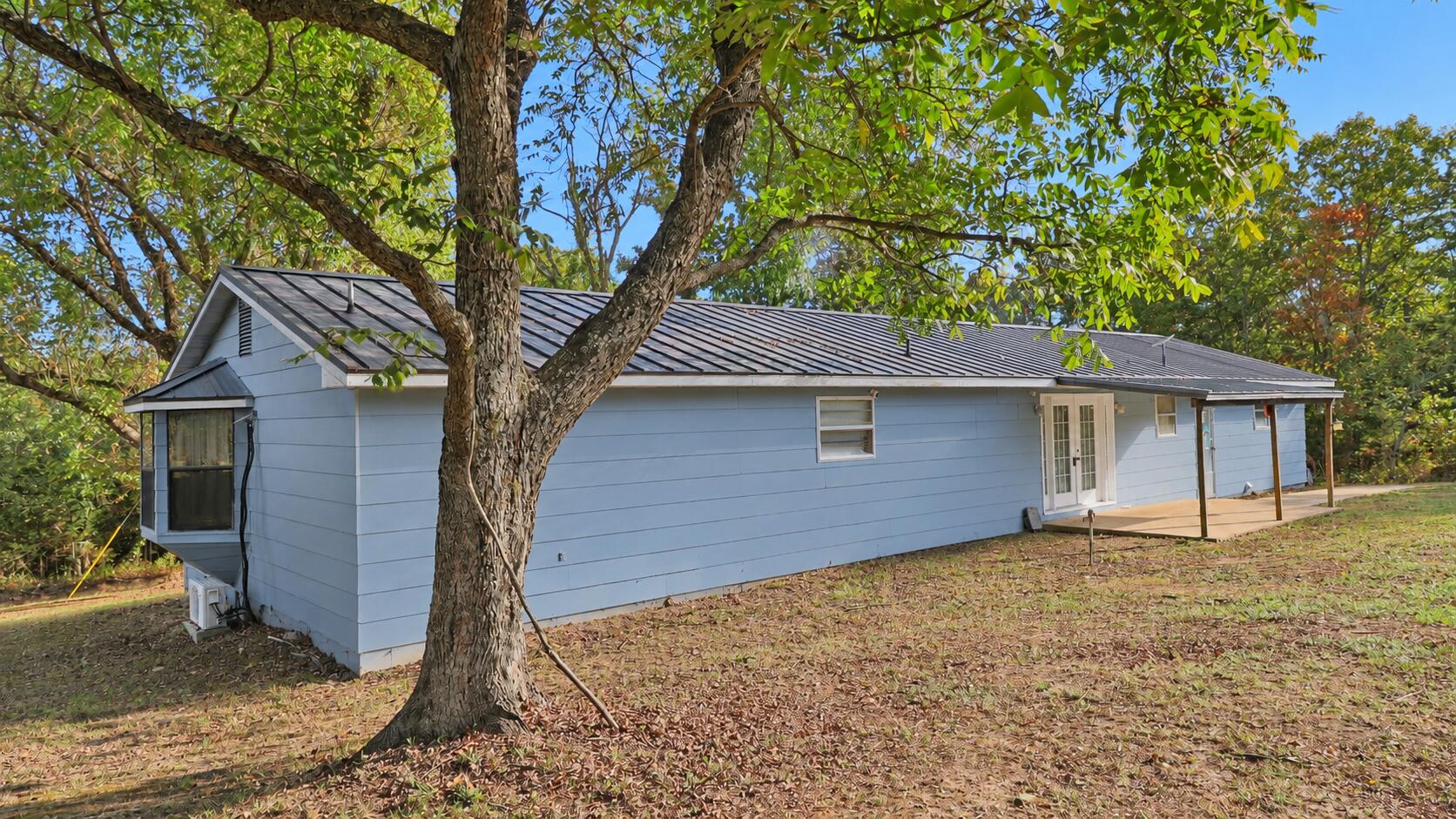 8969 County Road 445 Property Photo 3