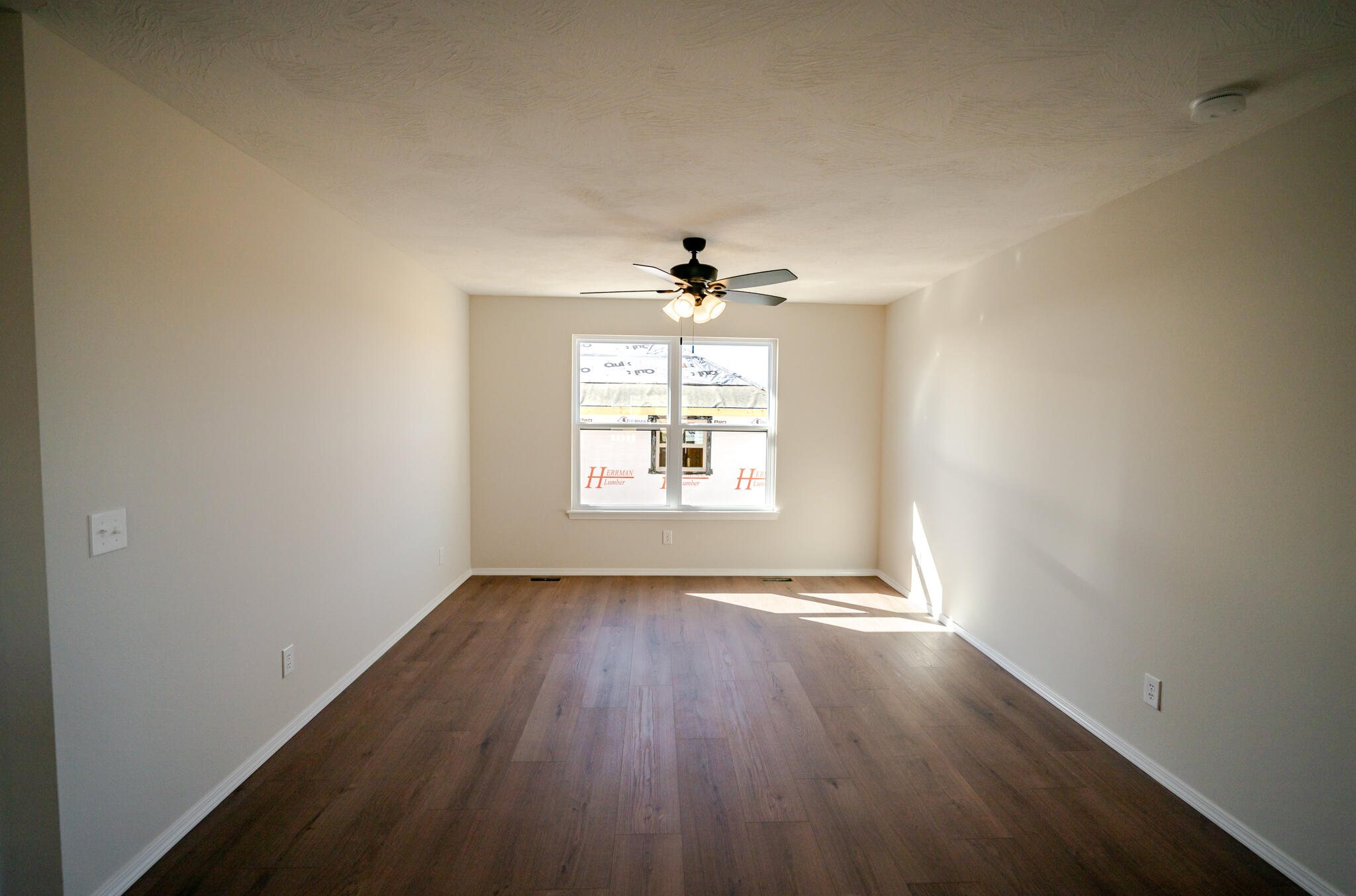 1008 Fenli Avenue Property Photo 9
