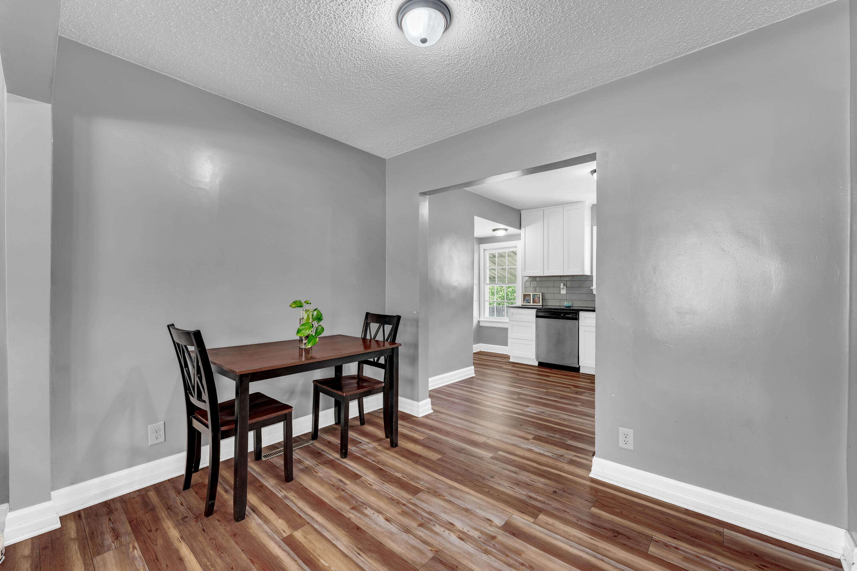 1349 East Stanford Street Property Photo 9