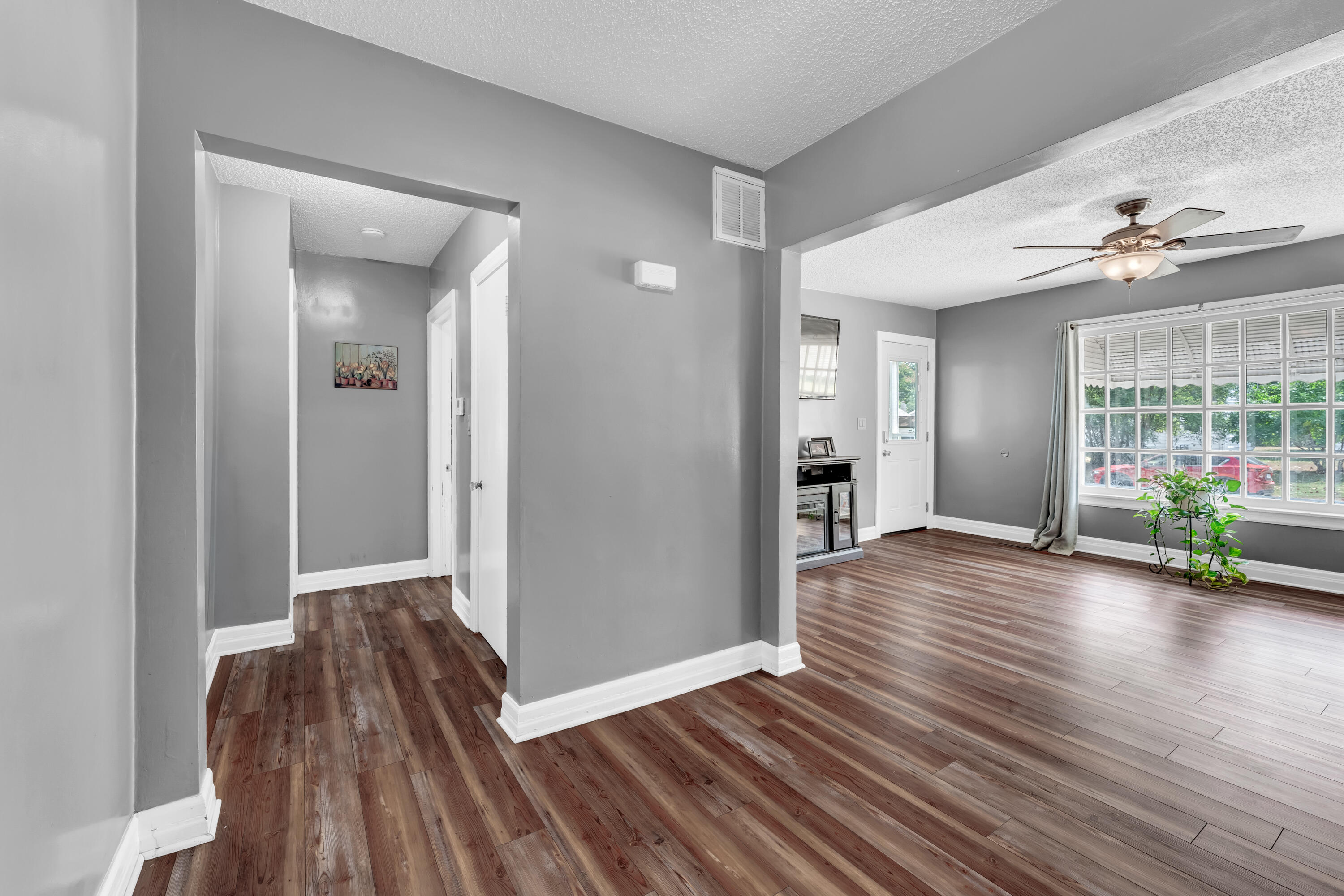 1349 East Stanford Street Property Photo 10