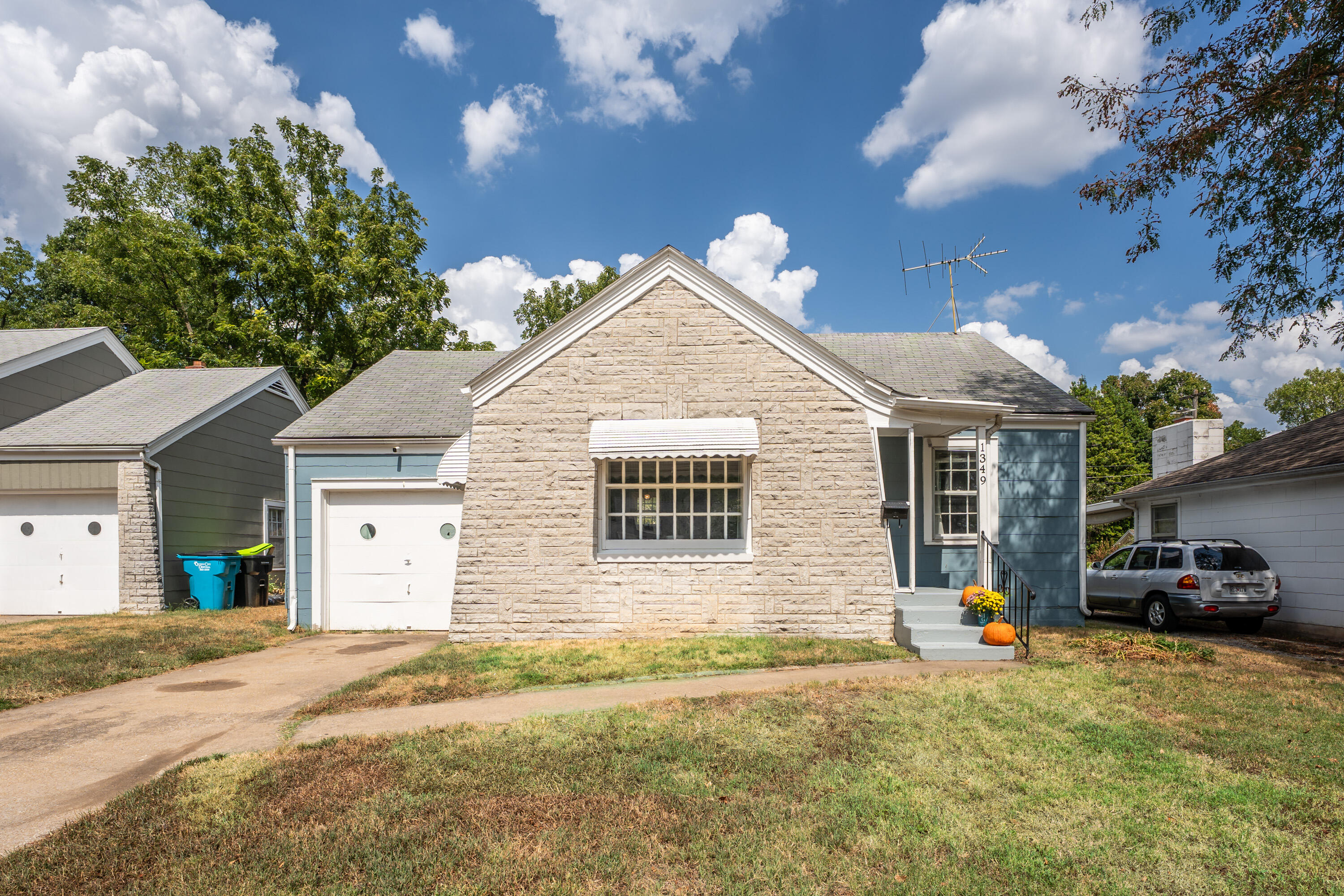 1349 East Stanford Street Property Photo 24