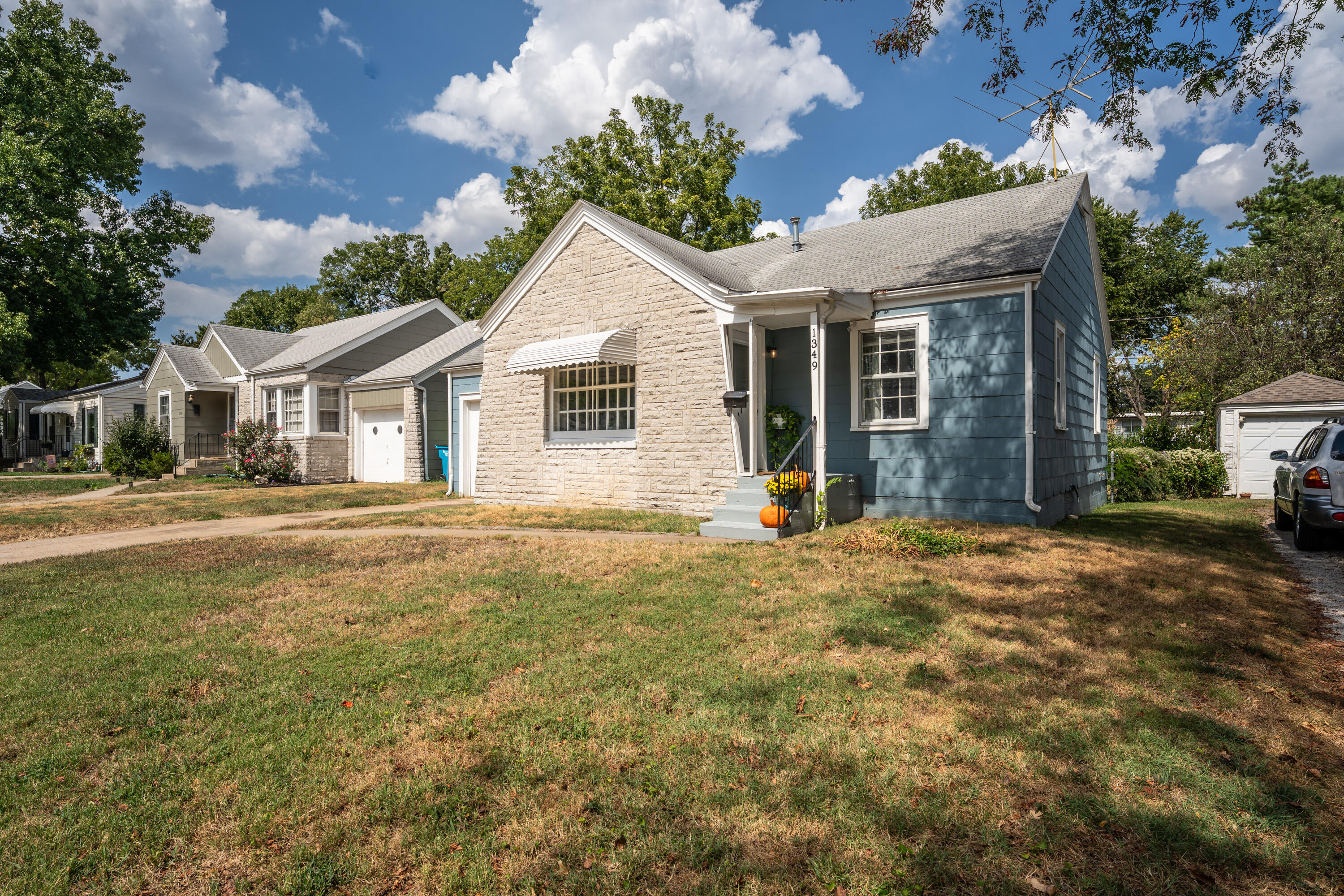 1349 East Stanford Street Property Photo 29