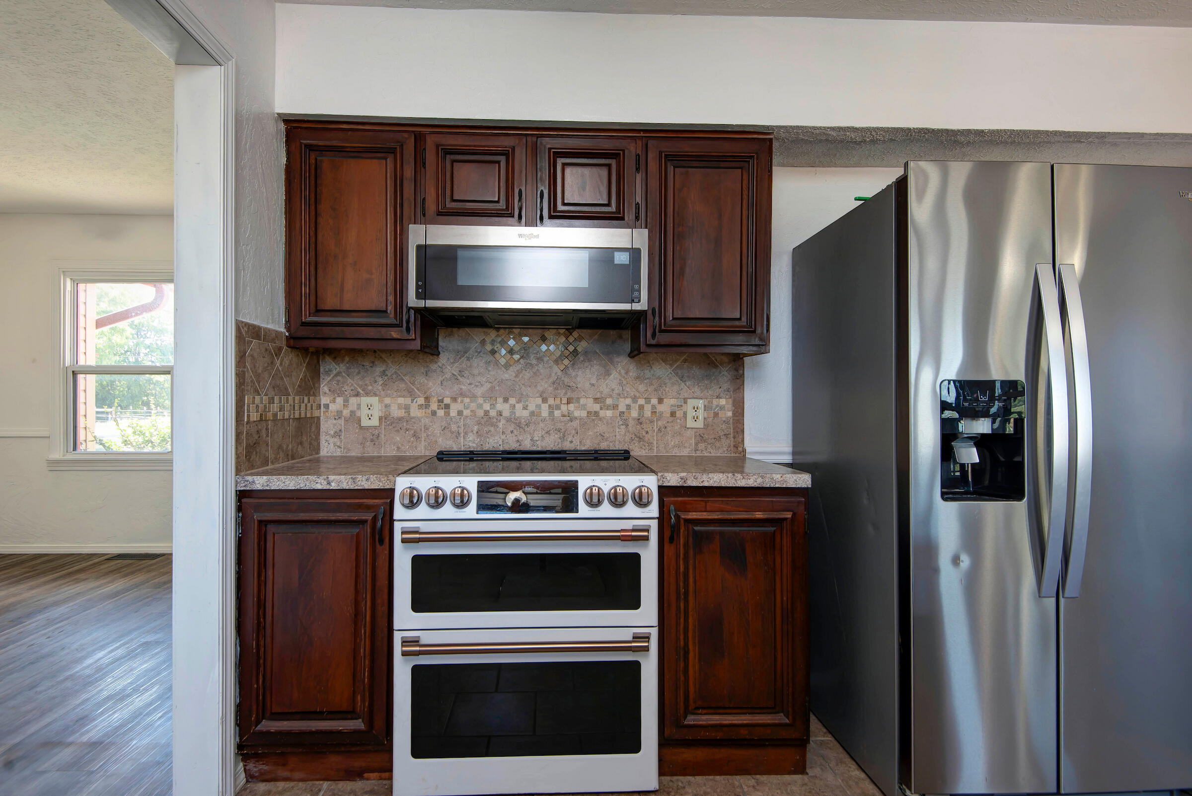 6711 North Farm Road 97 Property Photo 17