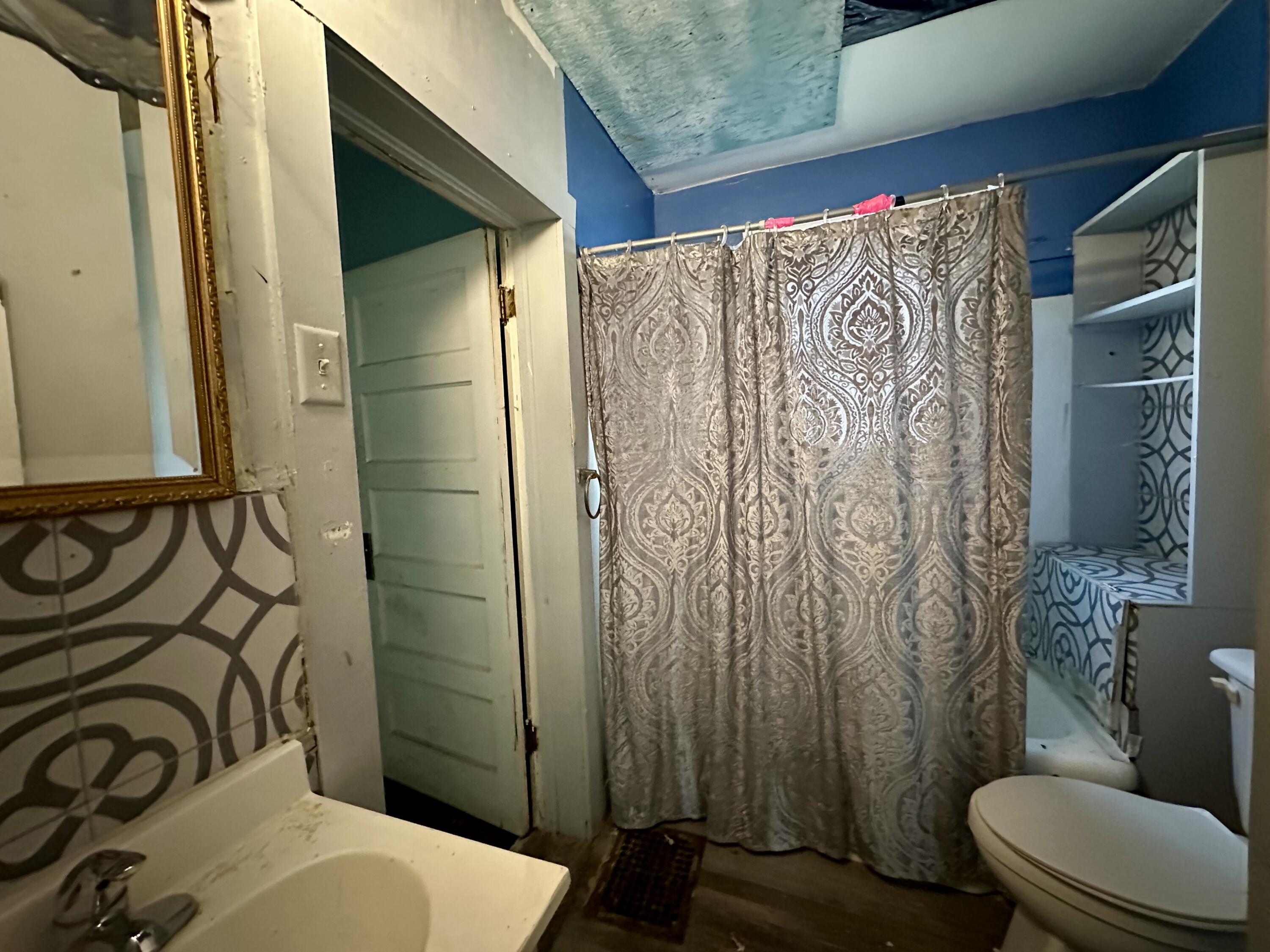 408 Walnut Street Property Photo 16