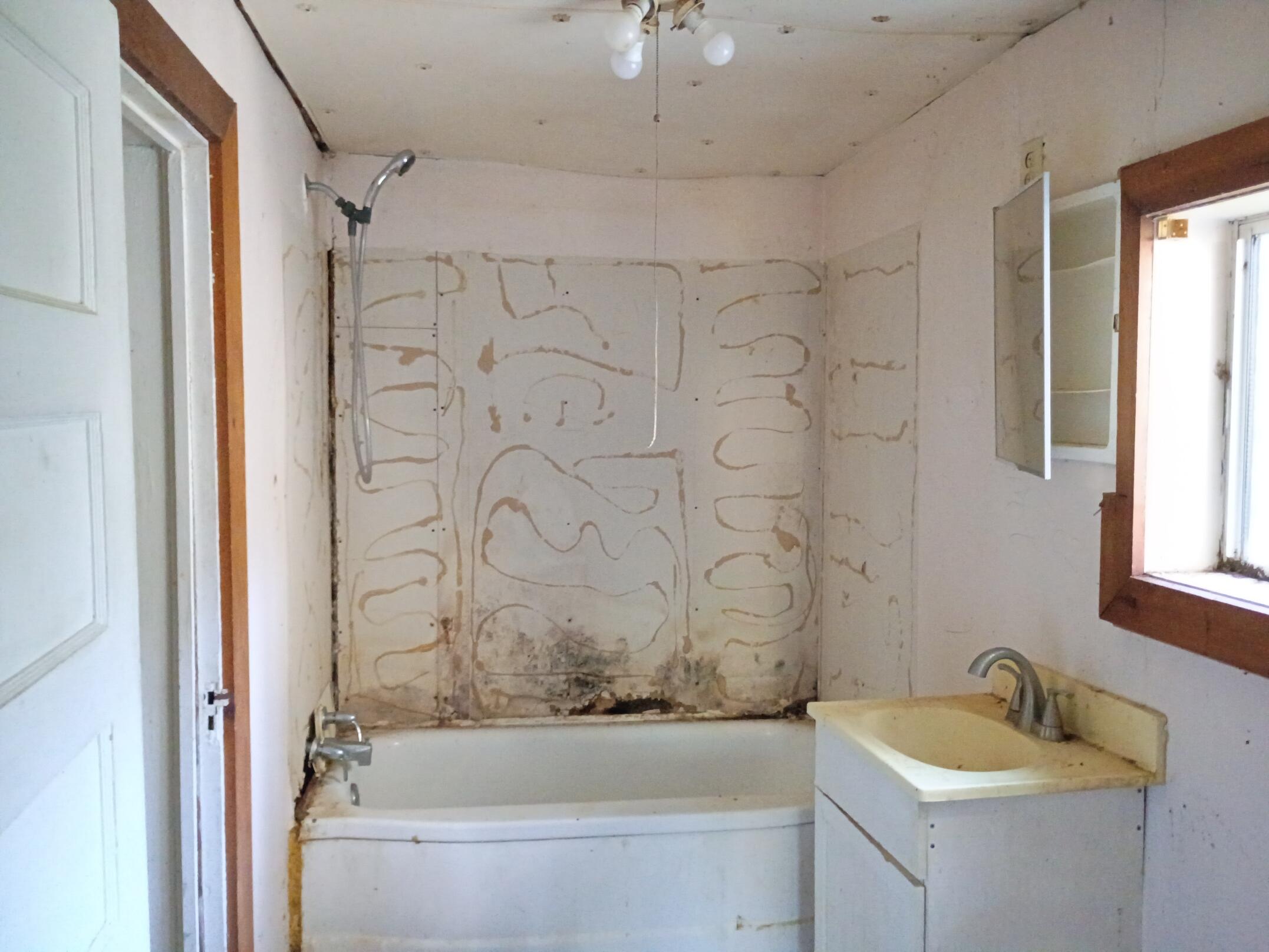 9083 State Highway 59 Property Photo 9