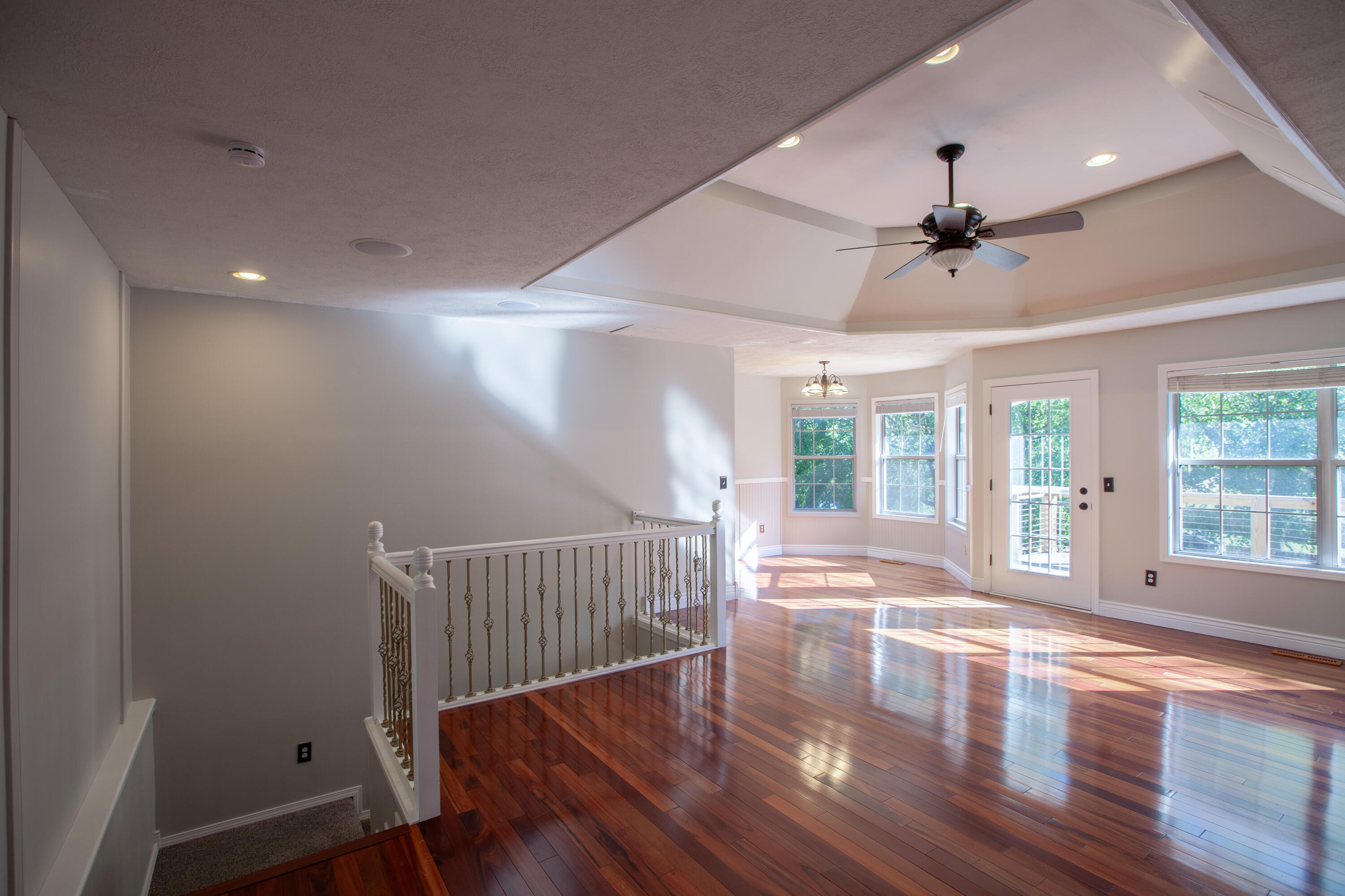 4310 South Mentor Avenue Property Photo 4