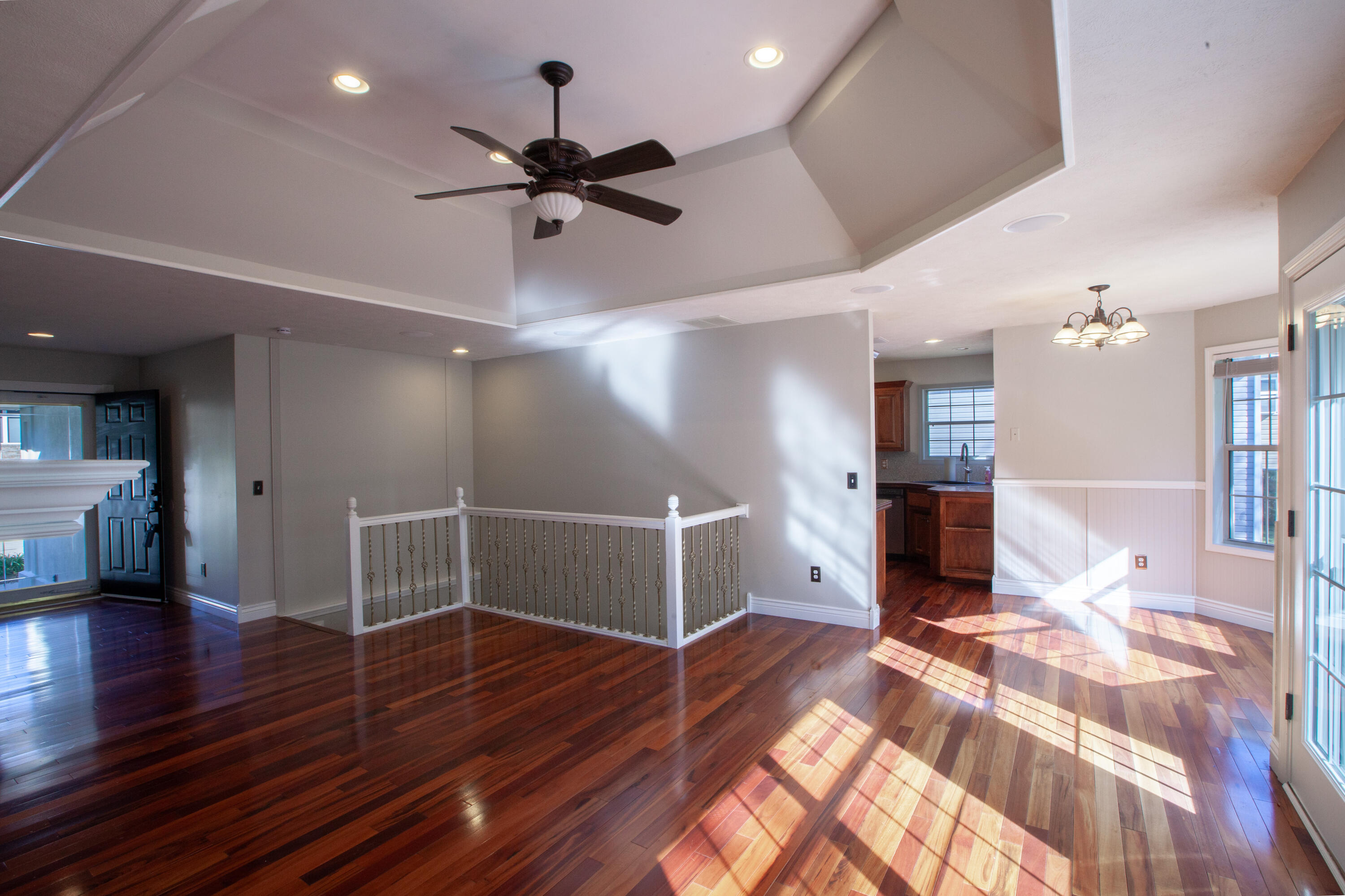 4310 South Mentor Avenue Property Photo 5