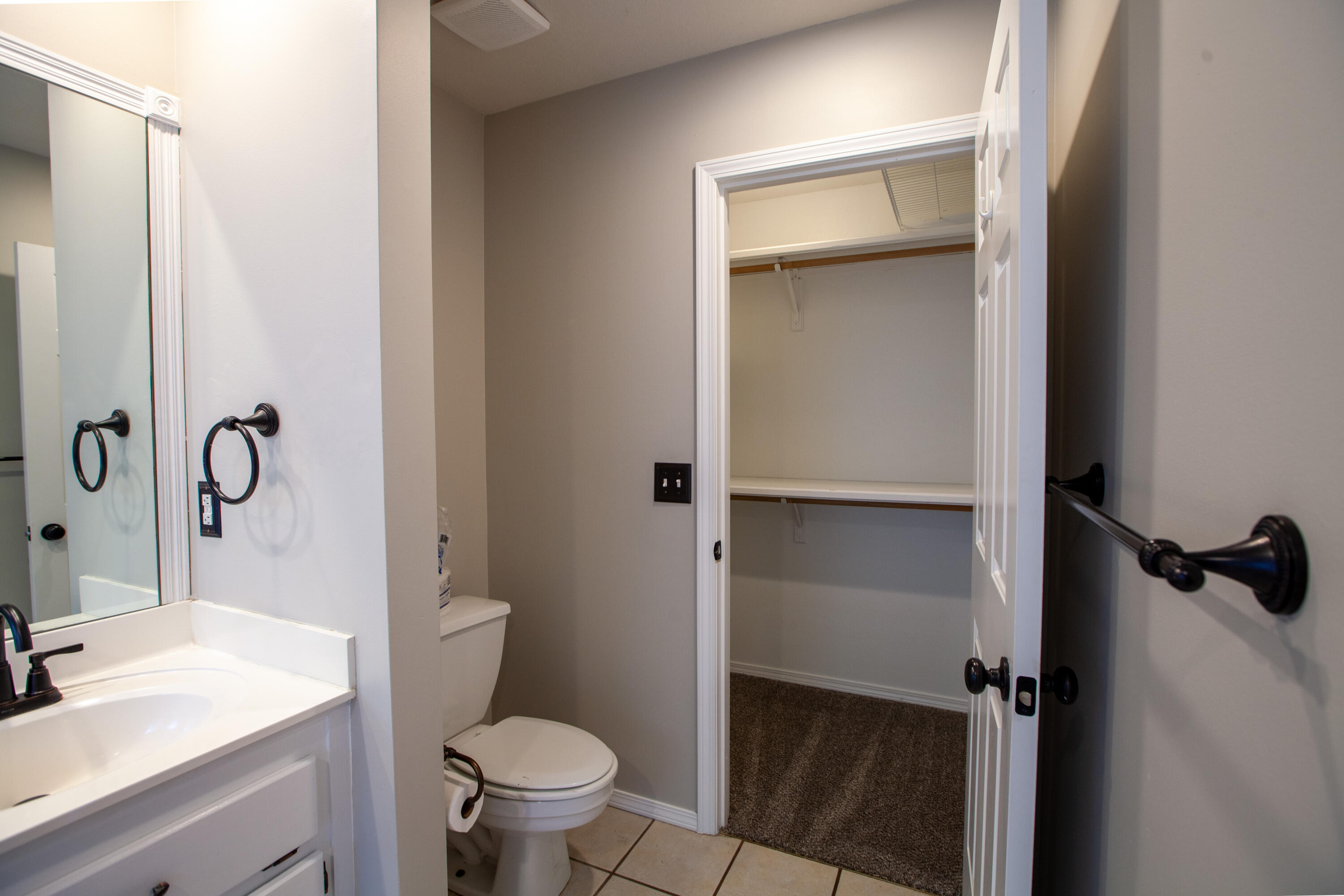 4310 South Mentor Avenue Property Photo 22