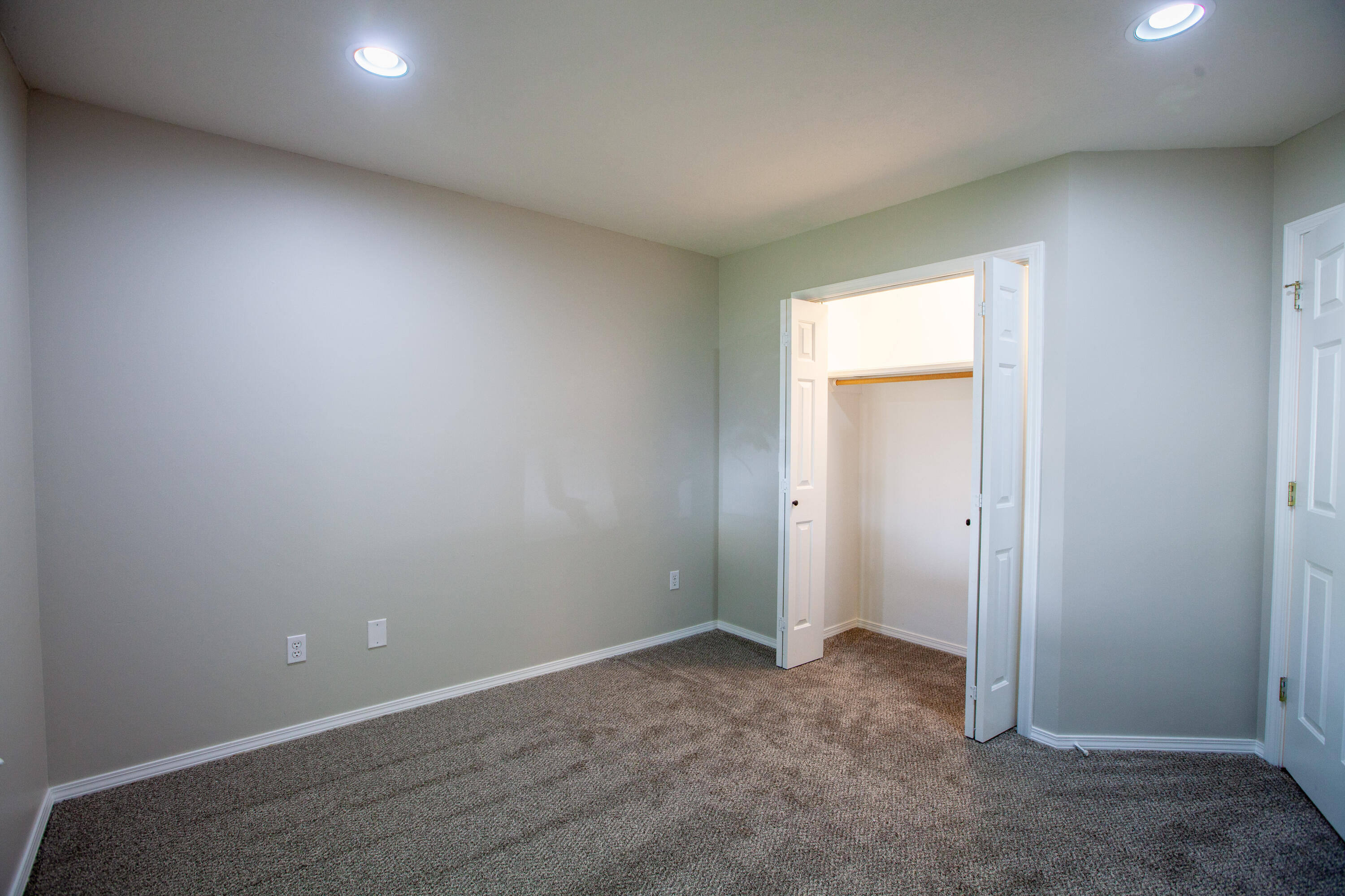 4310 South Mentor Avenue Property Photo 29