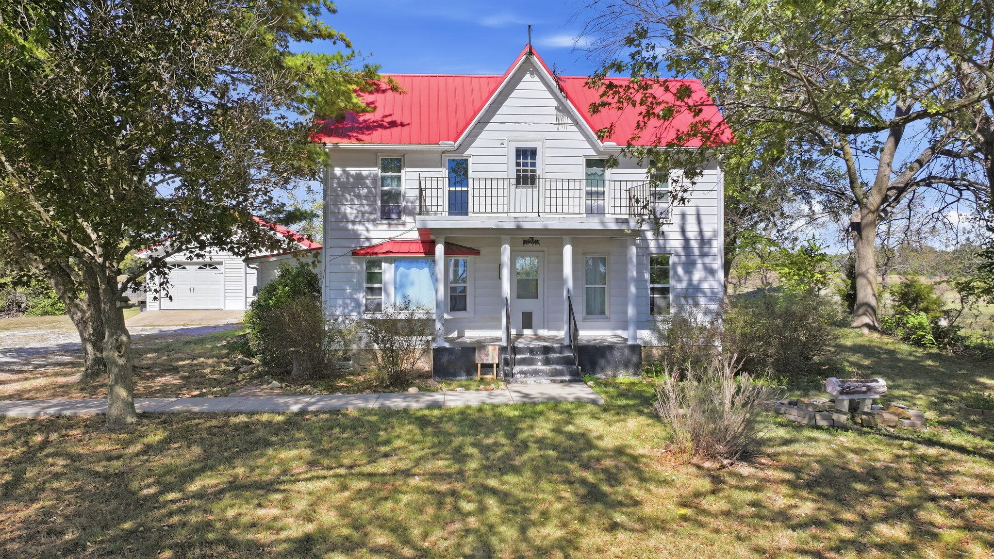 453 State Highway 32 Property Photo 1