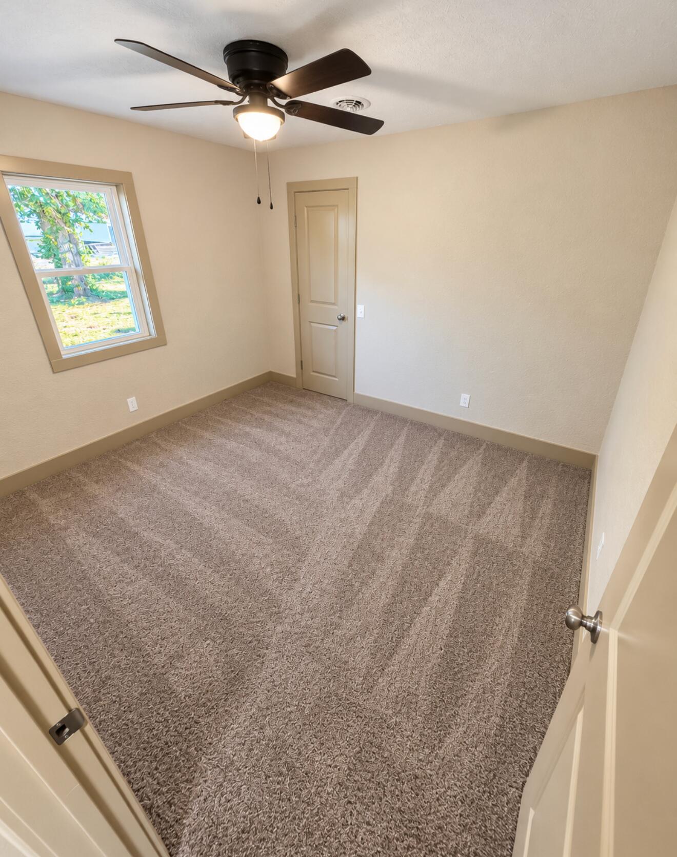 209 South Magnolia Street Property Photo 8