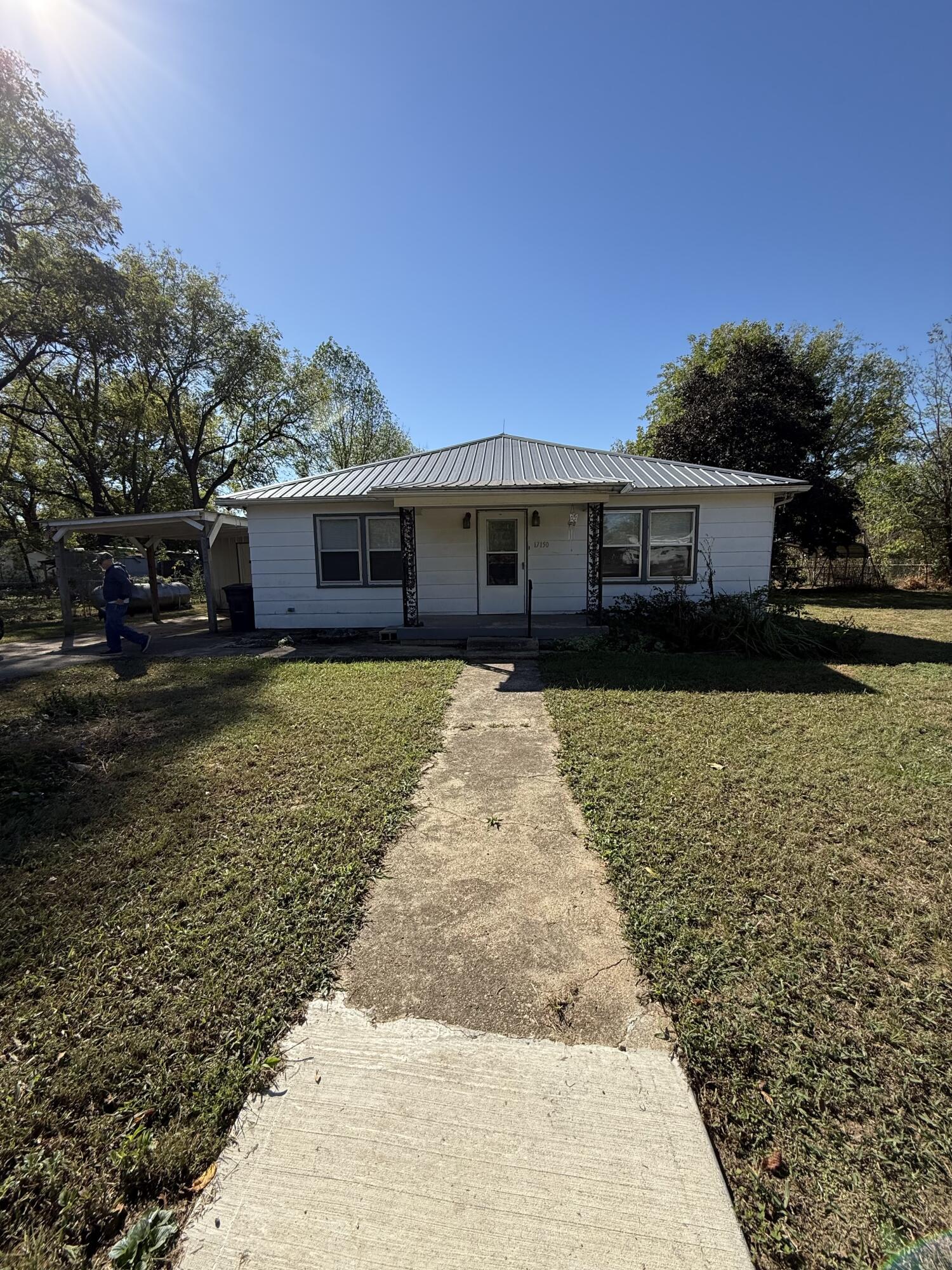 17150 3rd Street Property Photo 1